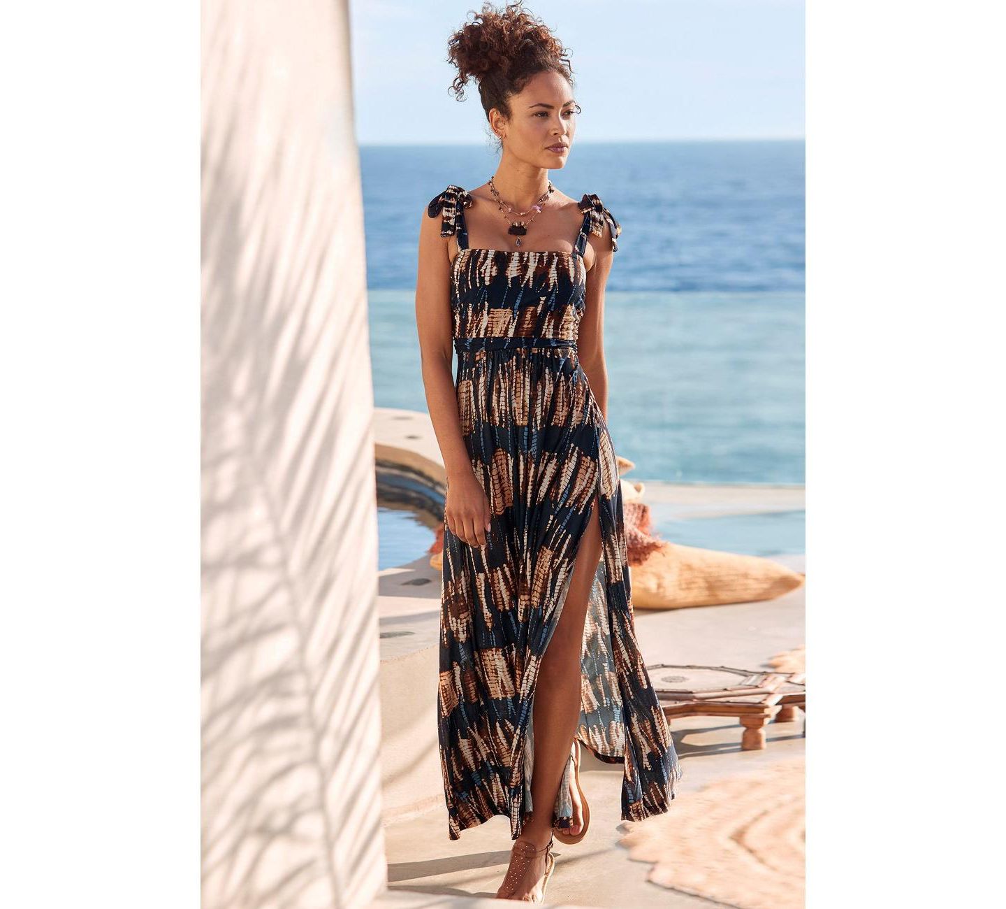 Женское платье LASCANA Viscose Tropical Print Tie Strap Slit Halter-Neck Maxi, цвет: Open Miscellaneous — фото 3