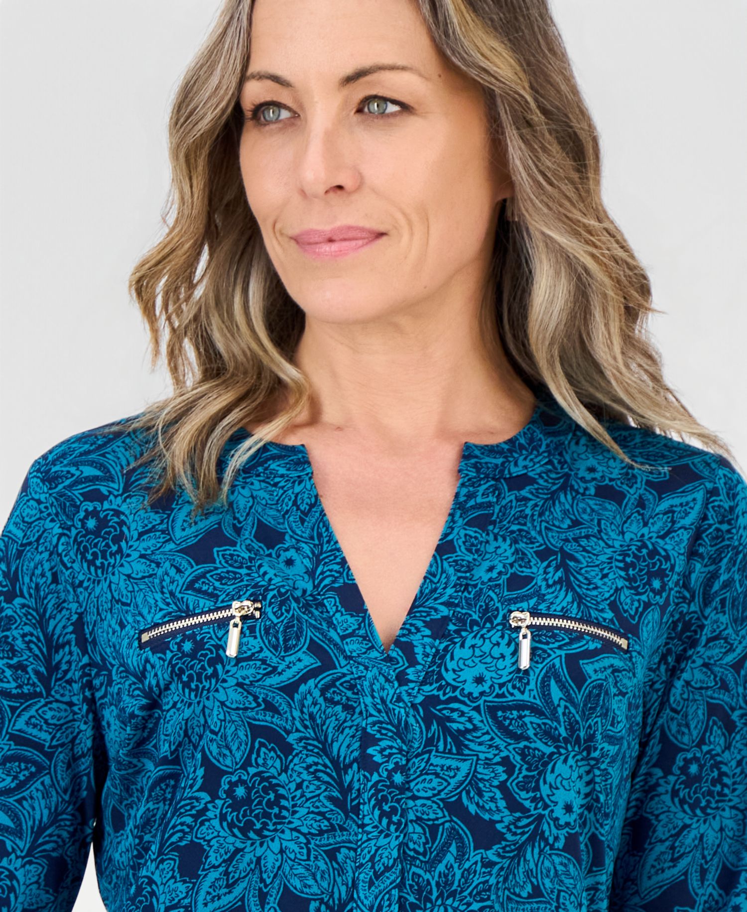 Petite Floral Arrangement V-Neck Zipper-Pocket Long-Sleeve Blouse