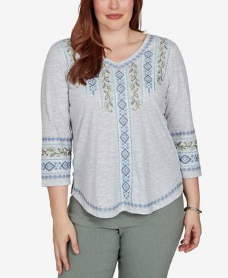 Women's Provence Center Diamond Embroidered Top
