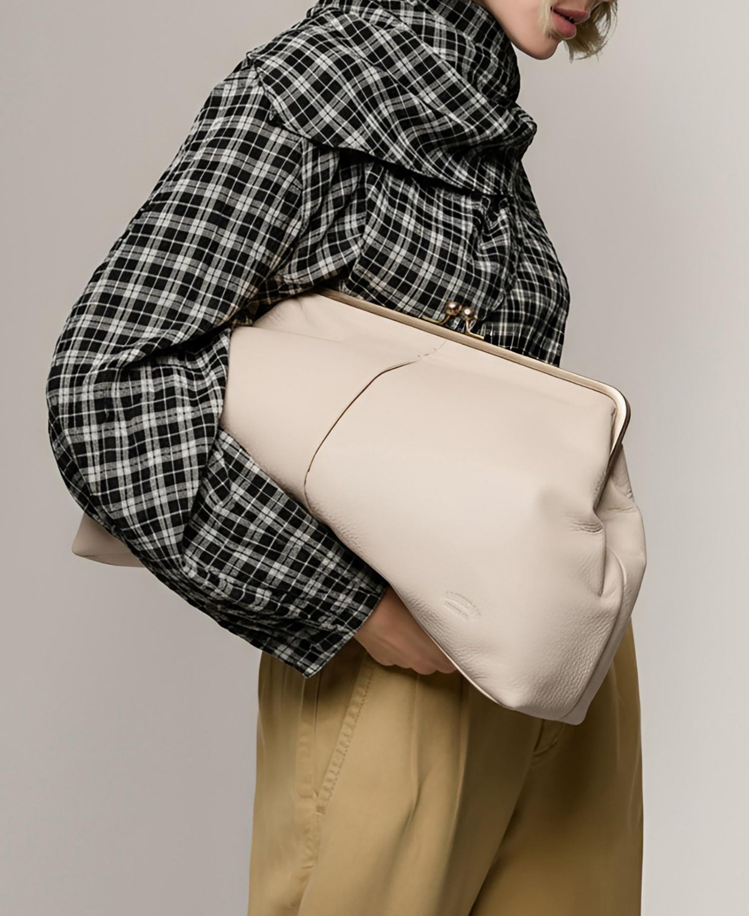 Women's Grace Oversized Clutch