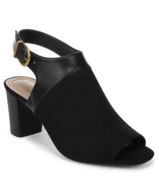 Women's Vondah Block Heel Peep Toe Shooties