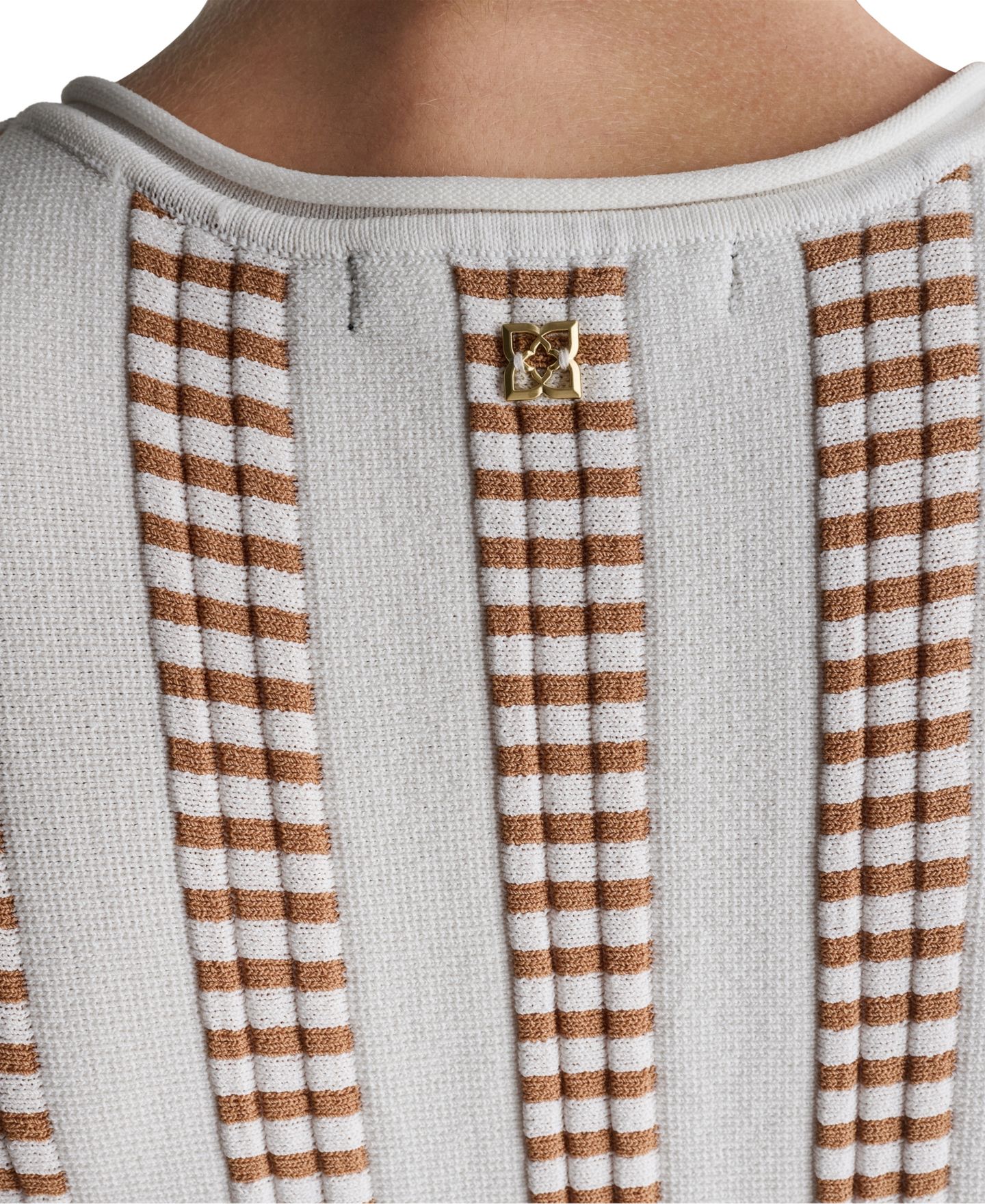 Женский топ BCBG Striped Peplum Knit V-Neck, цвет: Белый / Карамельный — фото 7