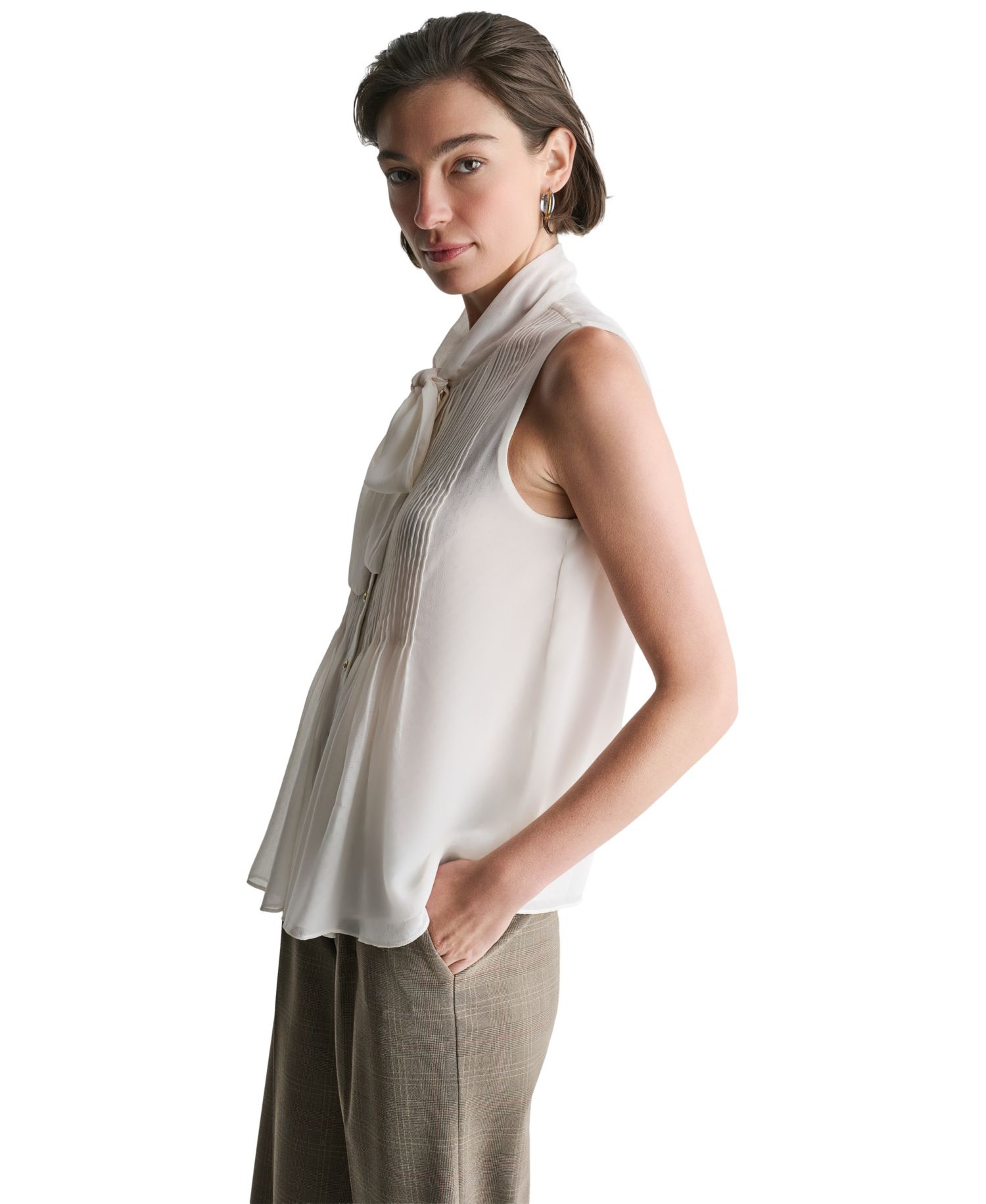 Women's Sleeveless Tie-Neck Button-Front Blouse