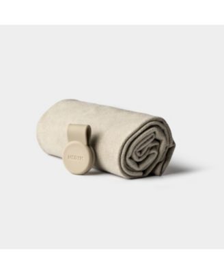 Suede Performance Towel with Magnetic Clip