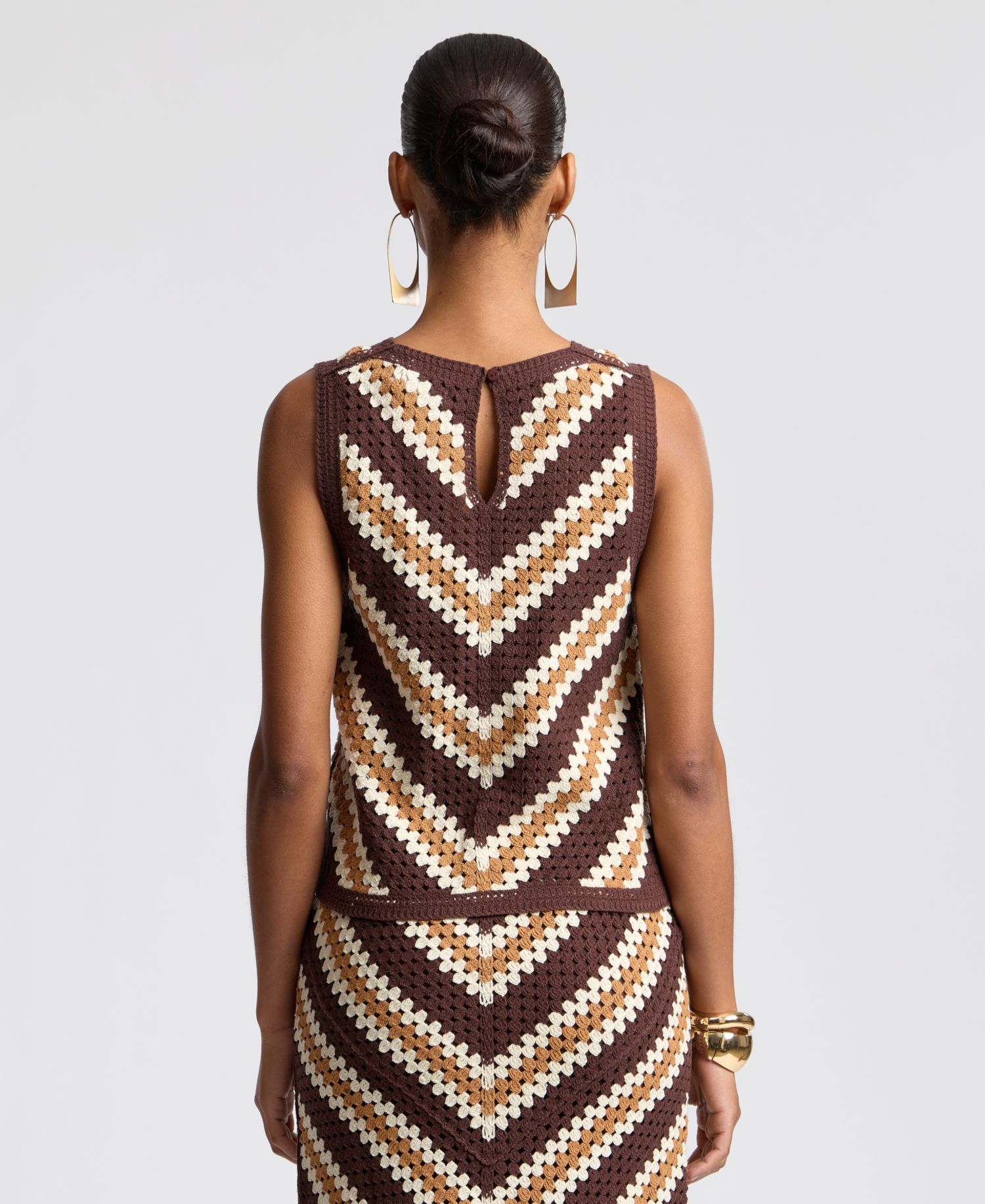 Women's Crochet Sleeveless Sweater