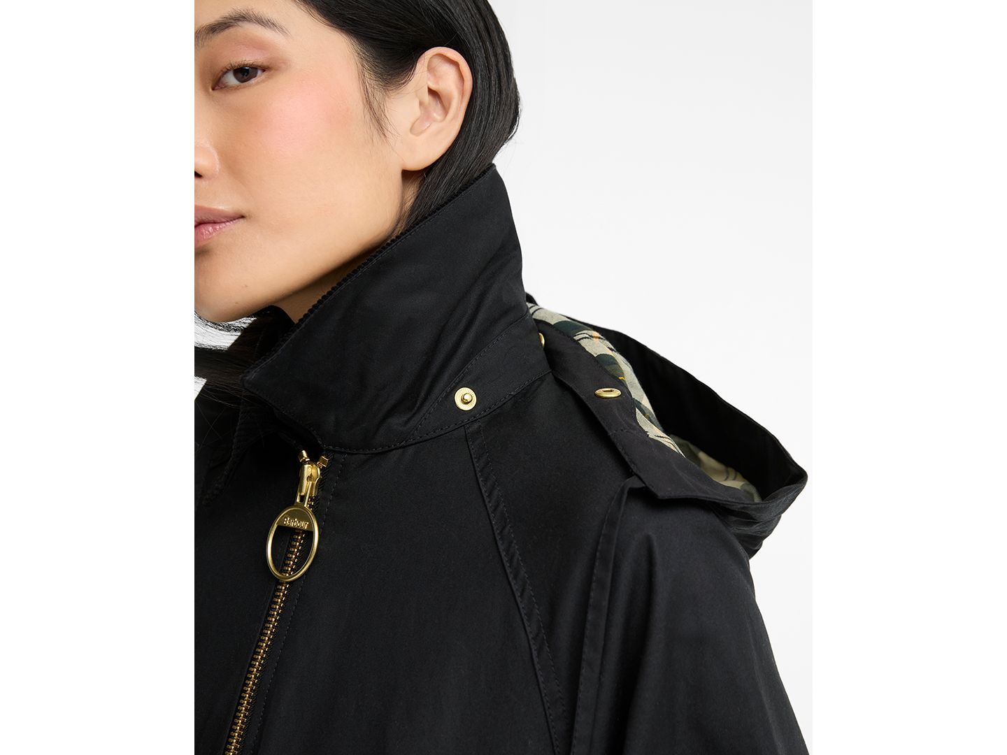 Женская куртка Barbour Carville Hooded Wax, цвет: Чёрный — фото 5