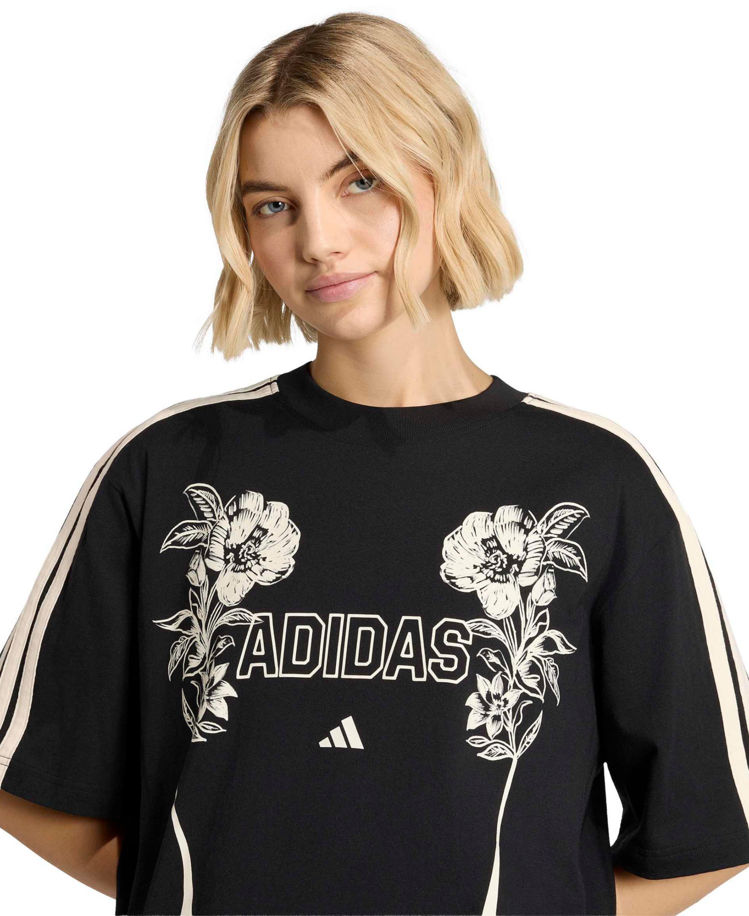 Women's Farm Gfx Tee 2 Retro Graphic-Print 3-Stripes Crewneck T-Shirt