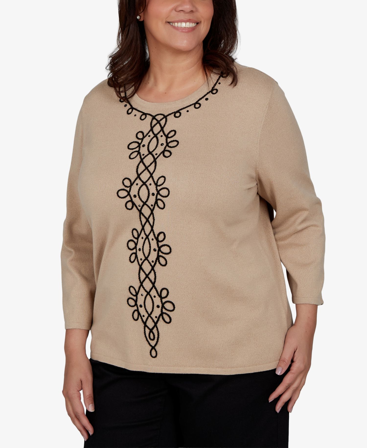Plus Size Center Scroll Soutache Crewneck 3/4-Sleeve Sweater