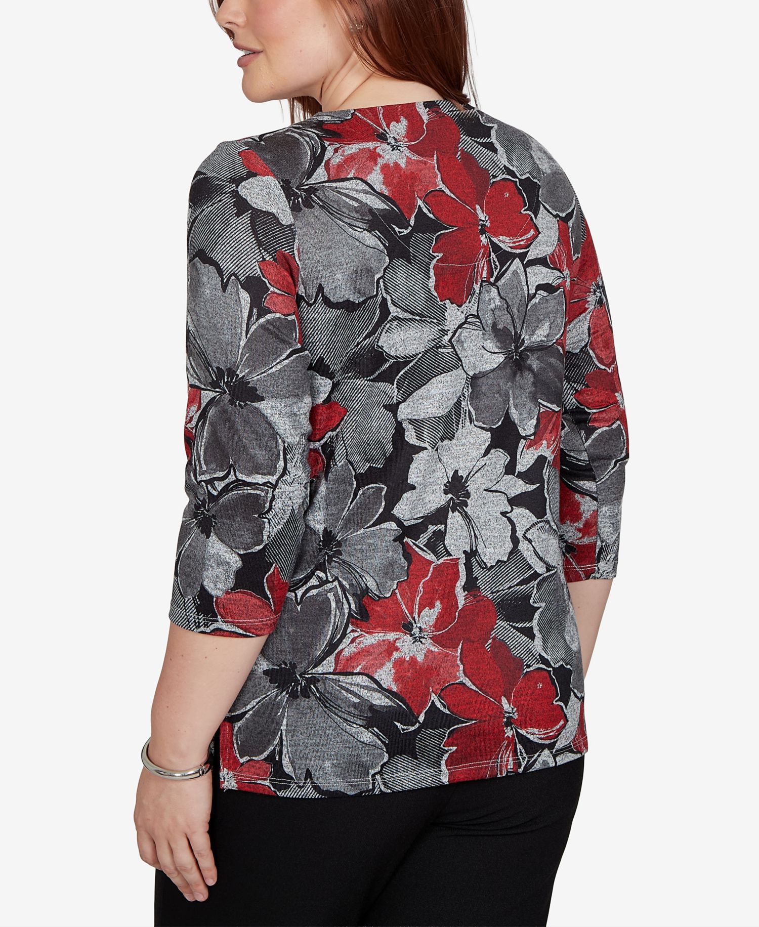 Petite Textured Floral 3/4 Sleeve T-Shirt