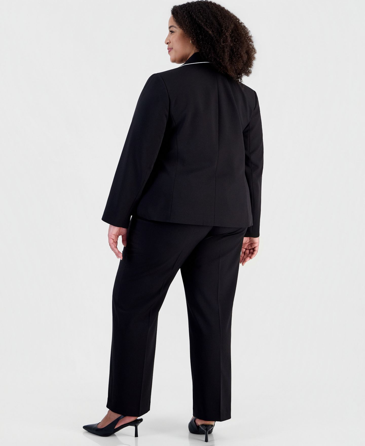 Женский комплект Le Suit Plus Size Kate Two-Button Contrast Piping Jacket and Pants, 2-Piece Suit, цвет: Чёрный / Ванильный ледяной — фото 7