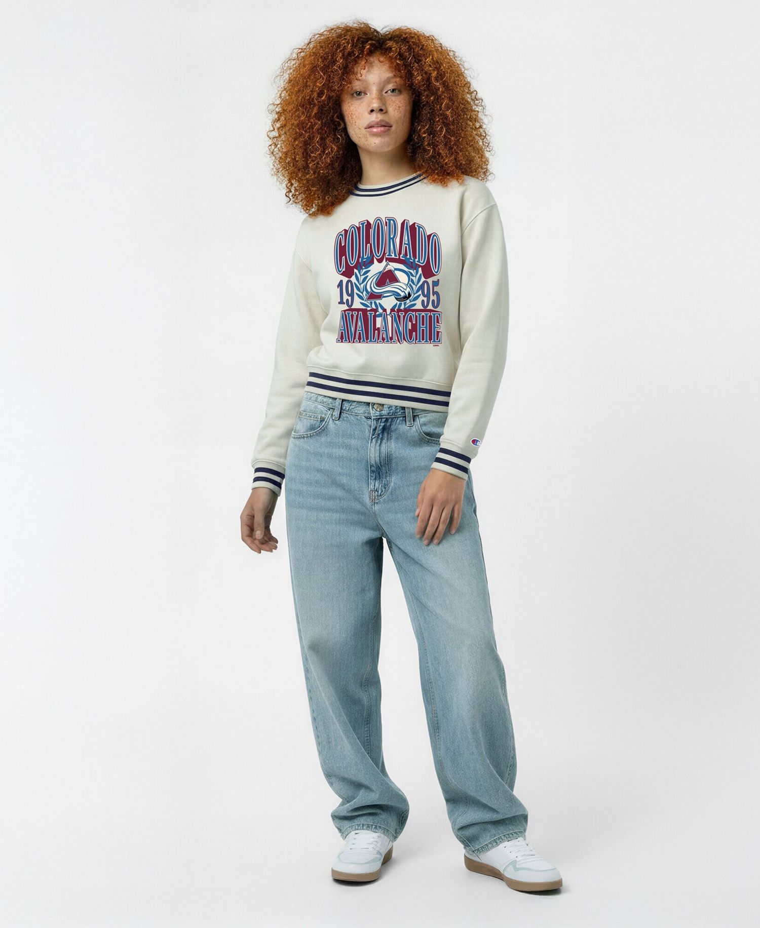Women's Cream Colorado Avalanche Bold Laurels Reverse Weave Yarn Crewneck Sweatshirt