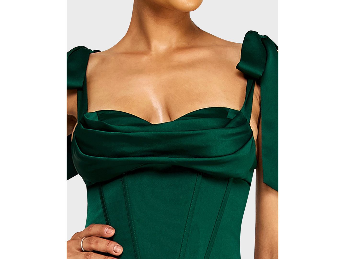 Женское платье B Darlin Juniors' Satin Corset Tiered Dress with Tie Straps, цвет: Тёмно-зелёный — фото 4