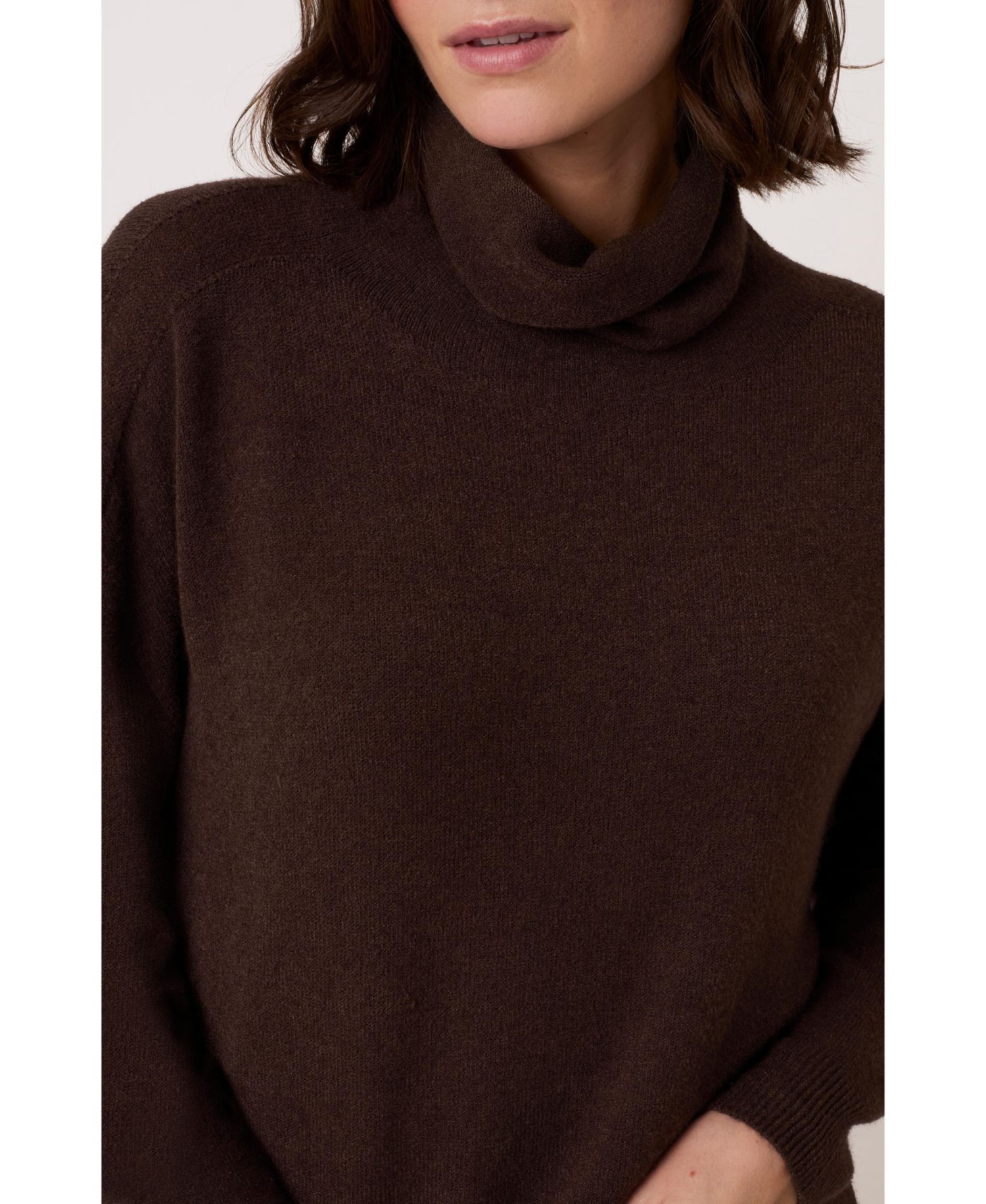Women's Oversized Slouchy Roll Neck Jumper