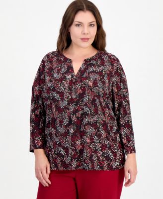 Plus Size Henley 3/4-Sleeve Printed Top