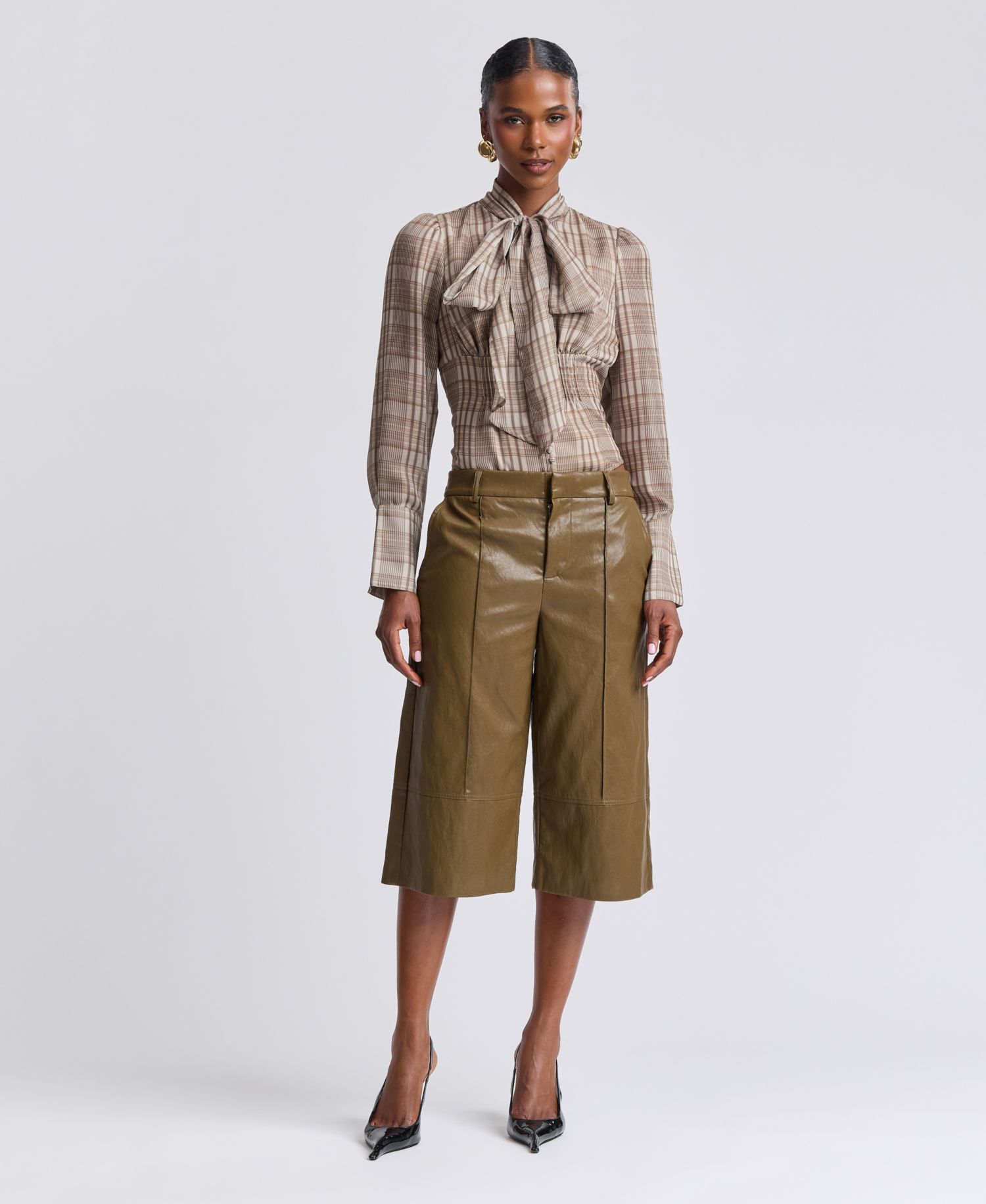Women's Wide-Leg Low-Rise Faux Leather Shorts