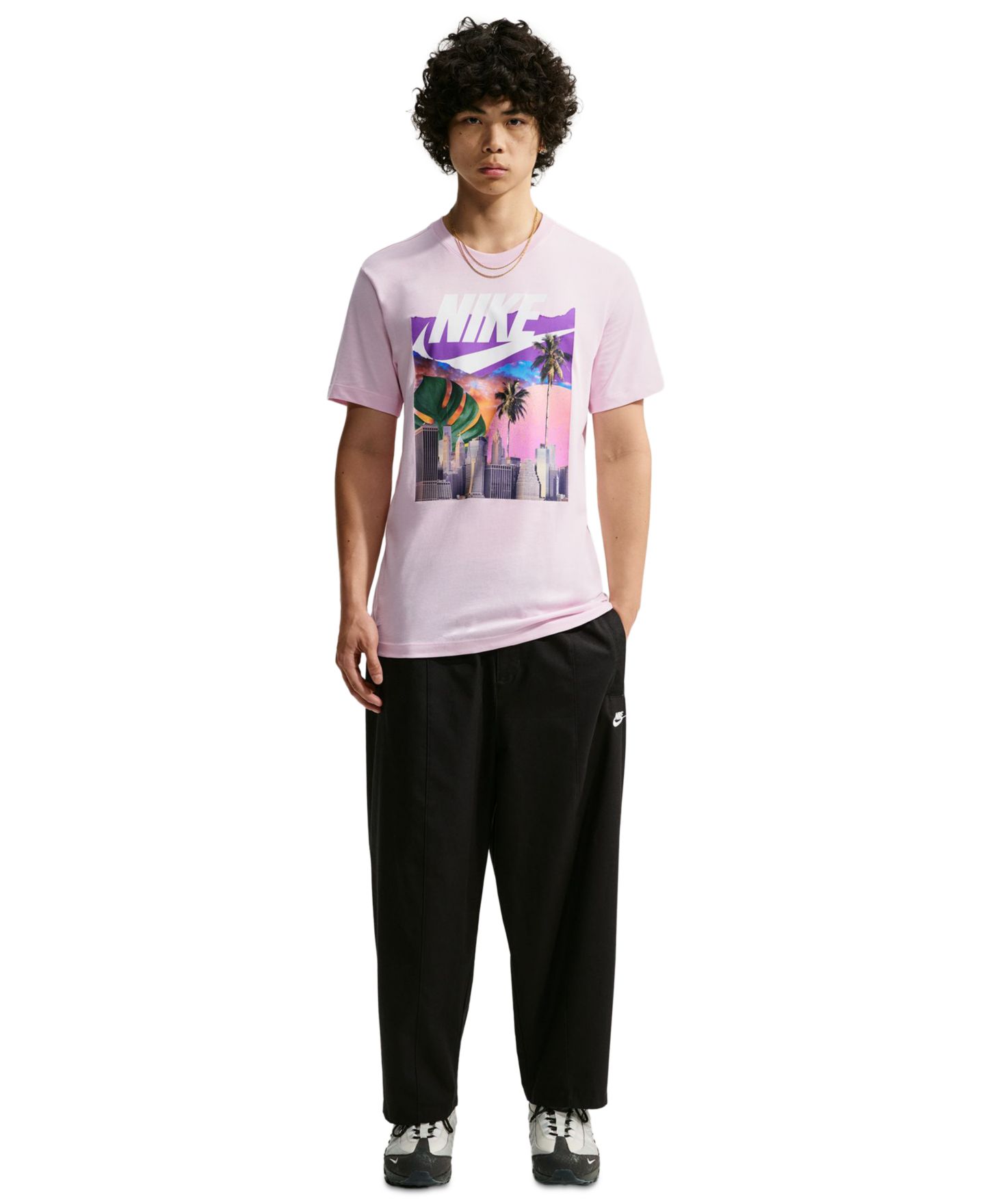 Мужская футболка Nike Sportswear Club Graphic, цвет: Розовый пенный — фото 2