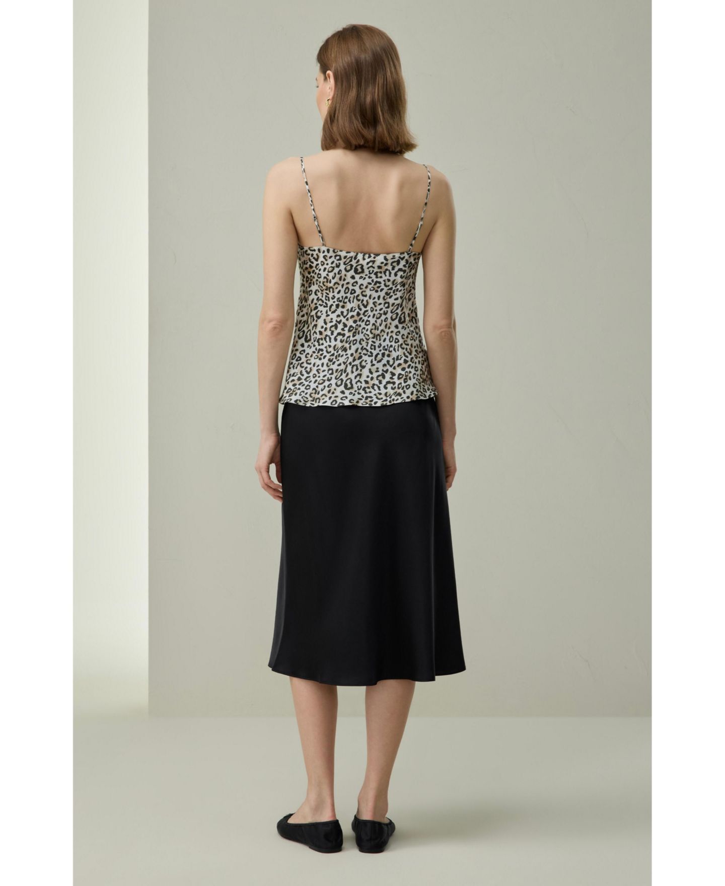 Женский топ LILYSILK Leopard Print V-Neck Sleeveless Silk Camisole — фото 2
