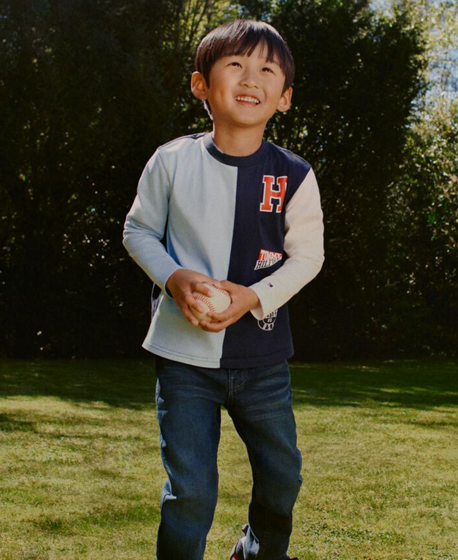 Boys' 2T-7 Stacked Logo Long-Sleeve T-Shirt