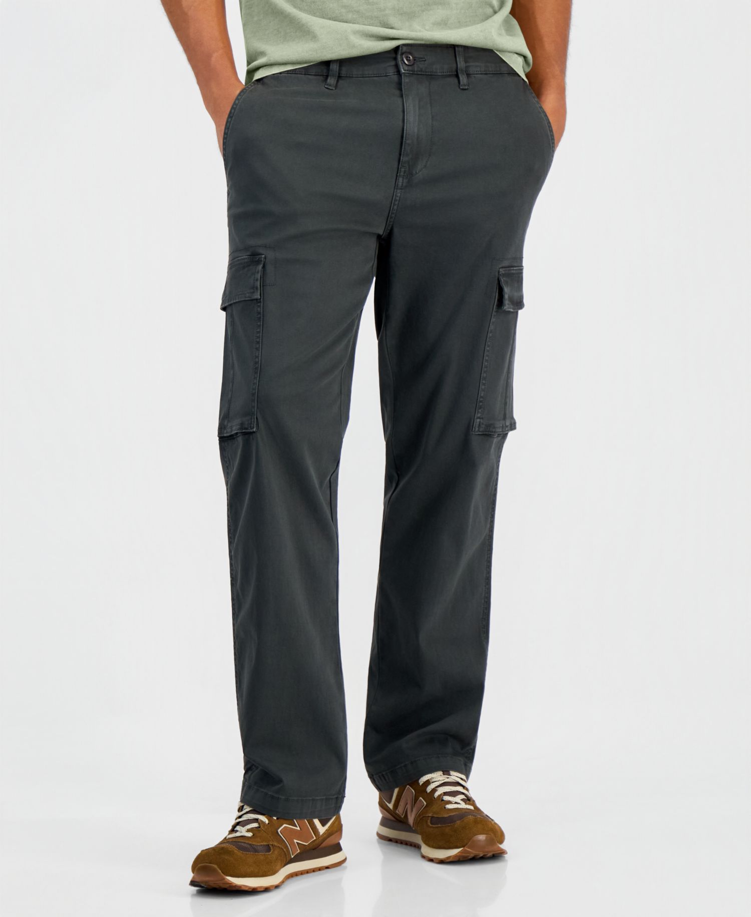 Men's Pleated Straight-Fit Cargo Pants
