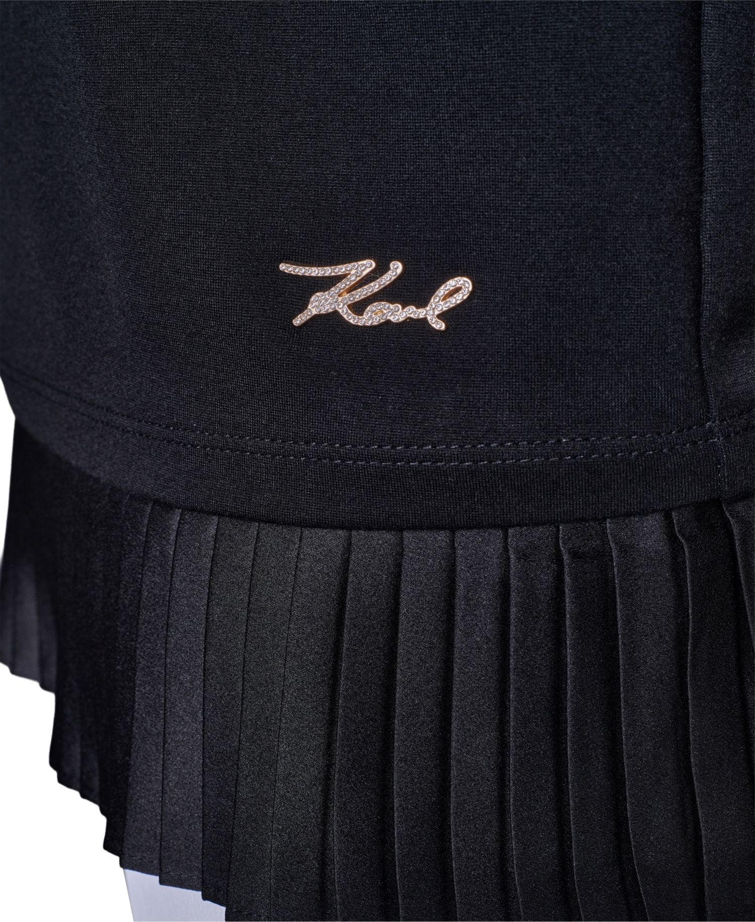Women's Crewneck Short-Sleeve Pleated-Hem Blouse