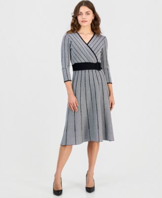 Women's Surplice Jacquard Belted V-Neck 3/4 Sleeve Fit & Flare Midi Dress