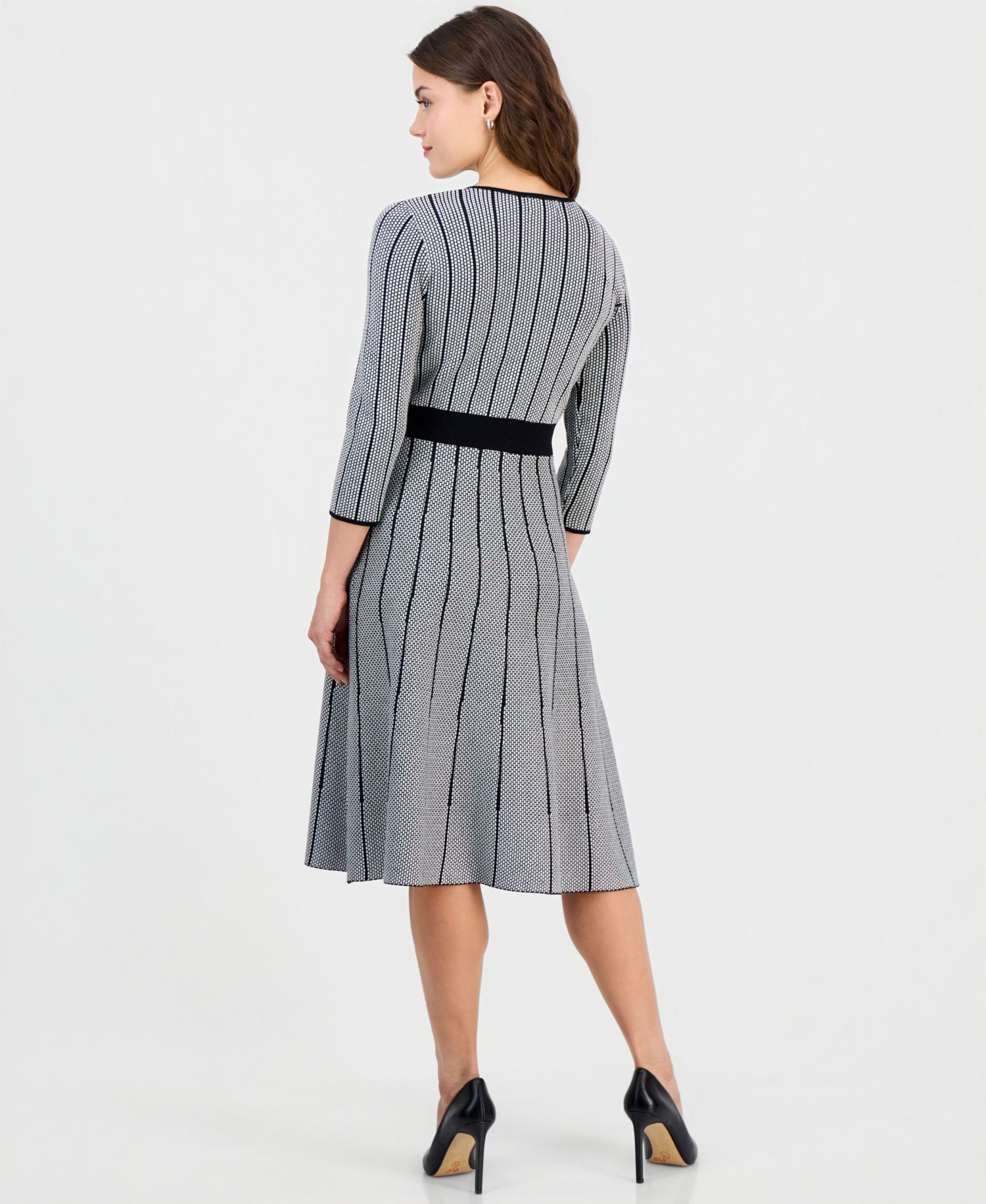Women's Surplice Jacquard Belted V-Neck 3/4 Sleeve Fit & Flare Midi Dress