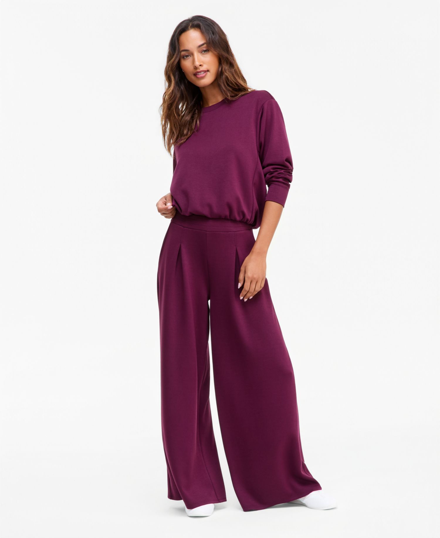 Women's Off Duty Long-Sleeve Bubble-Hem Sweatshirt