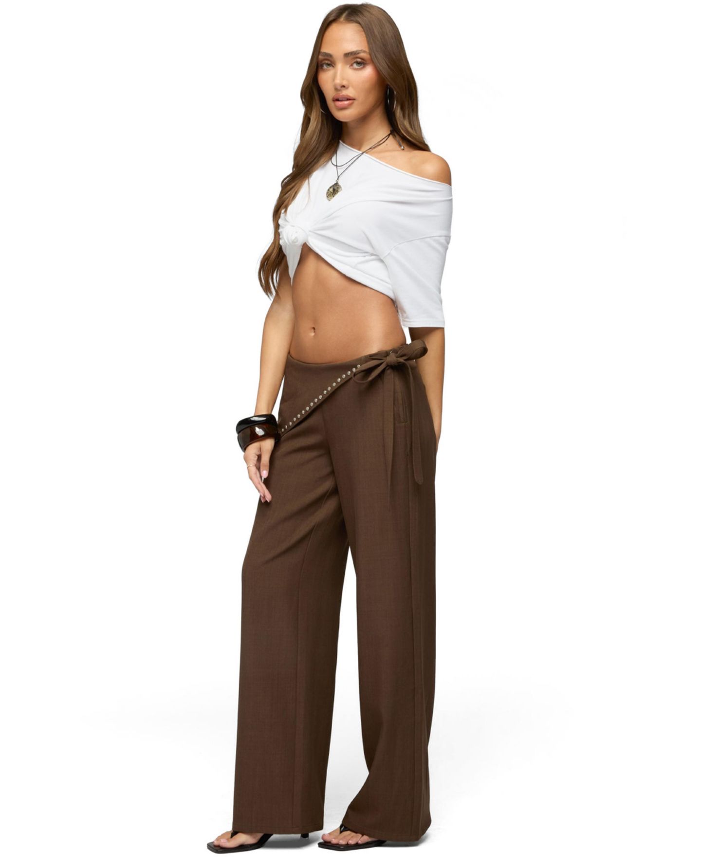 Женские брюки Edikted Avery Studded Foldover Straight Leg, цвет: Коричневый — фото 3