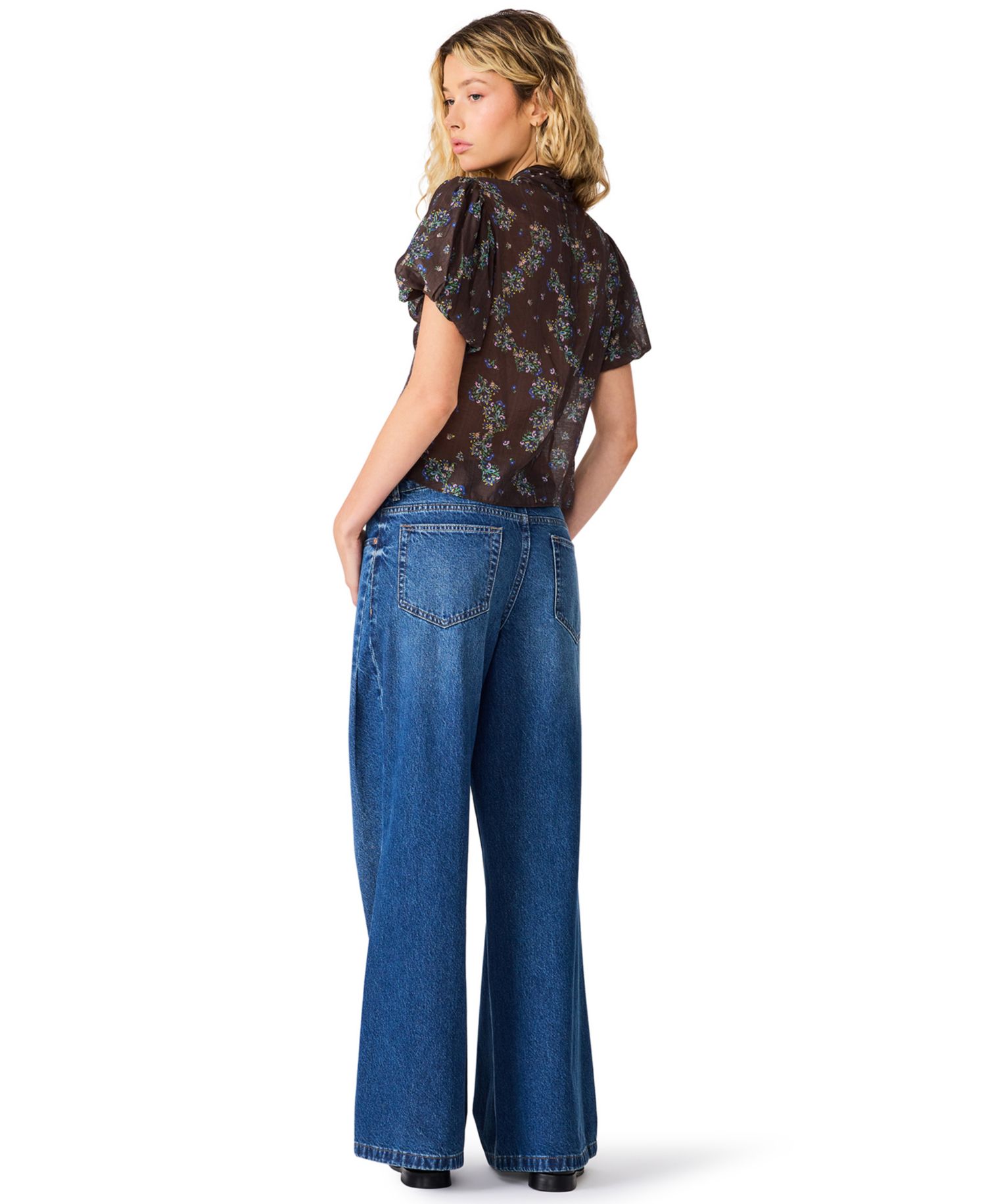 Women's Lolanie Floral Pussybow Short-Sleeve Blouse