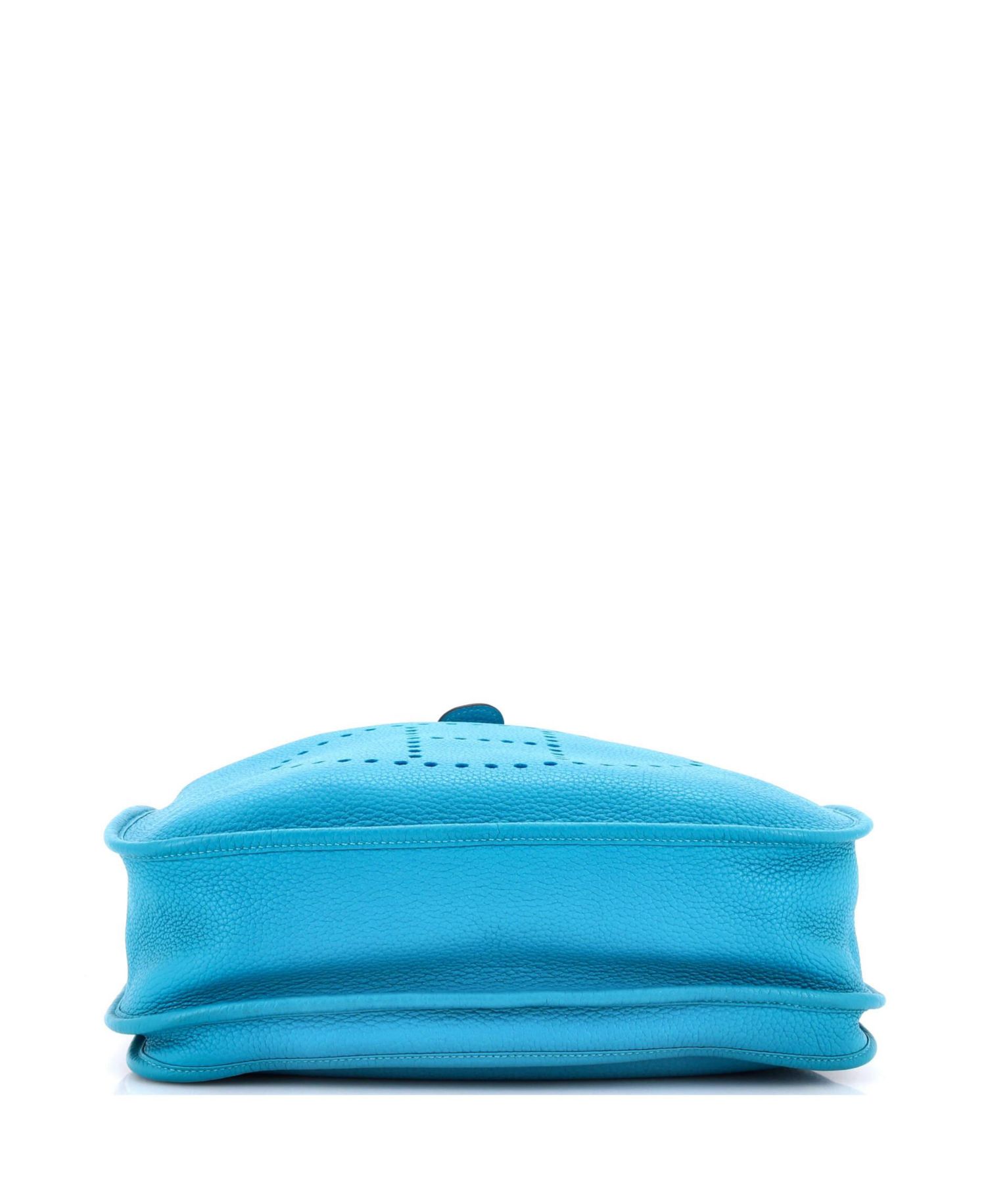 Pre-Owned Hermes GM Evelyne Bag Gen III Clemence
