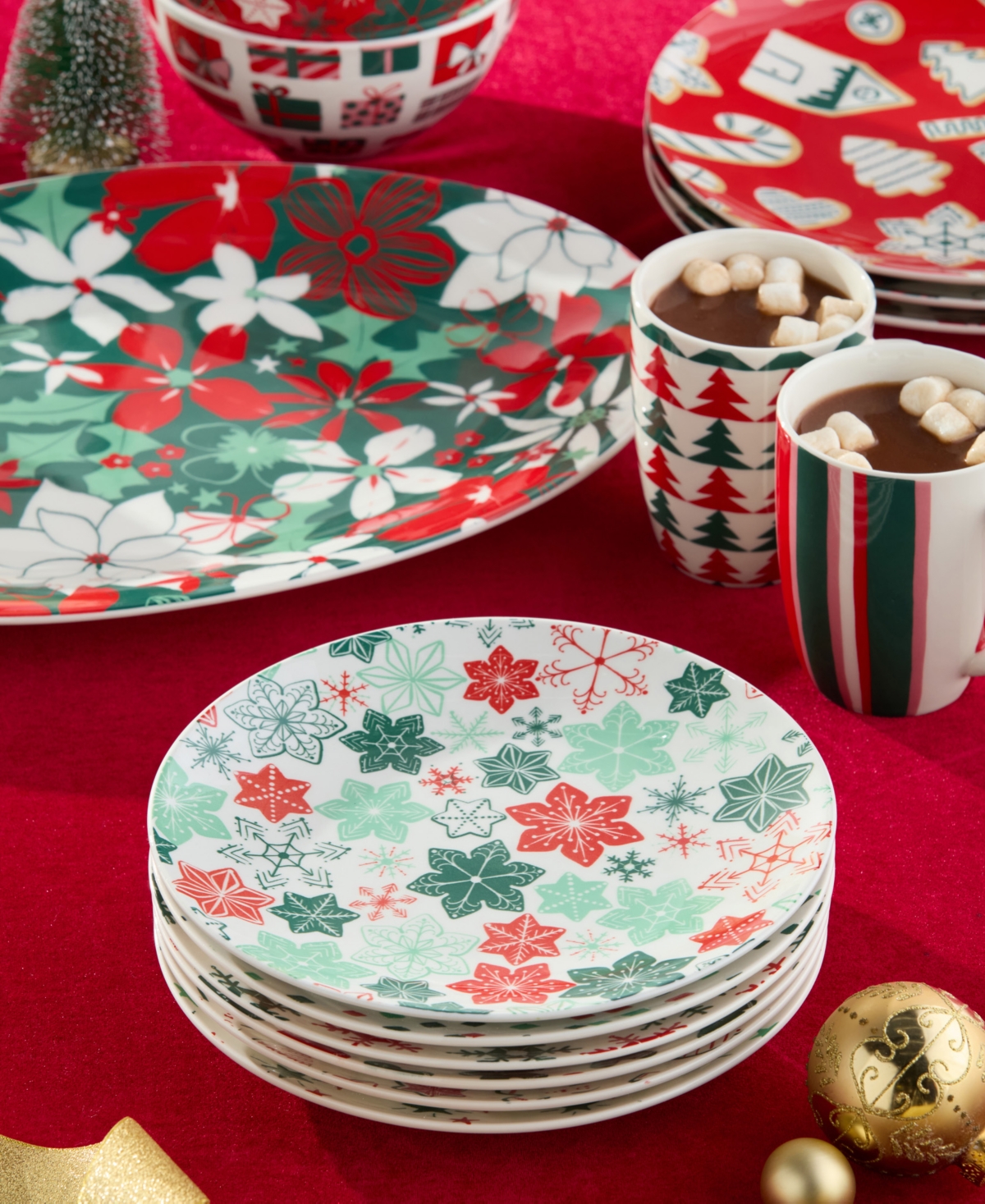 Certified International Holiday Spruce Salad Plates, Set of 6