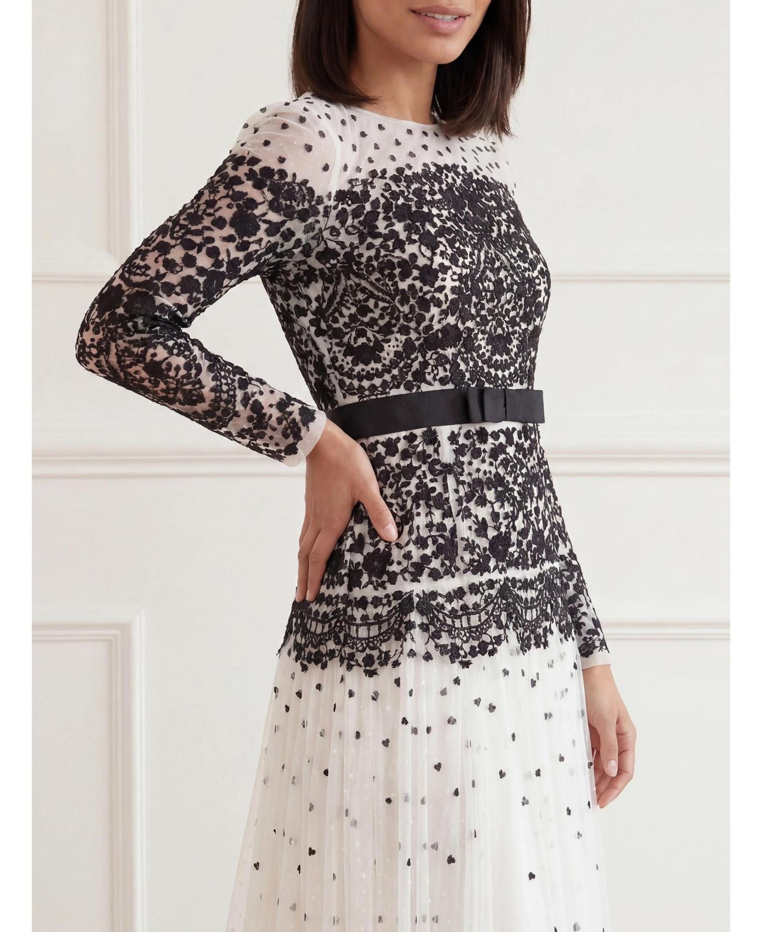 Women's Gilded Long Sleeve Maxi Lace Gown