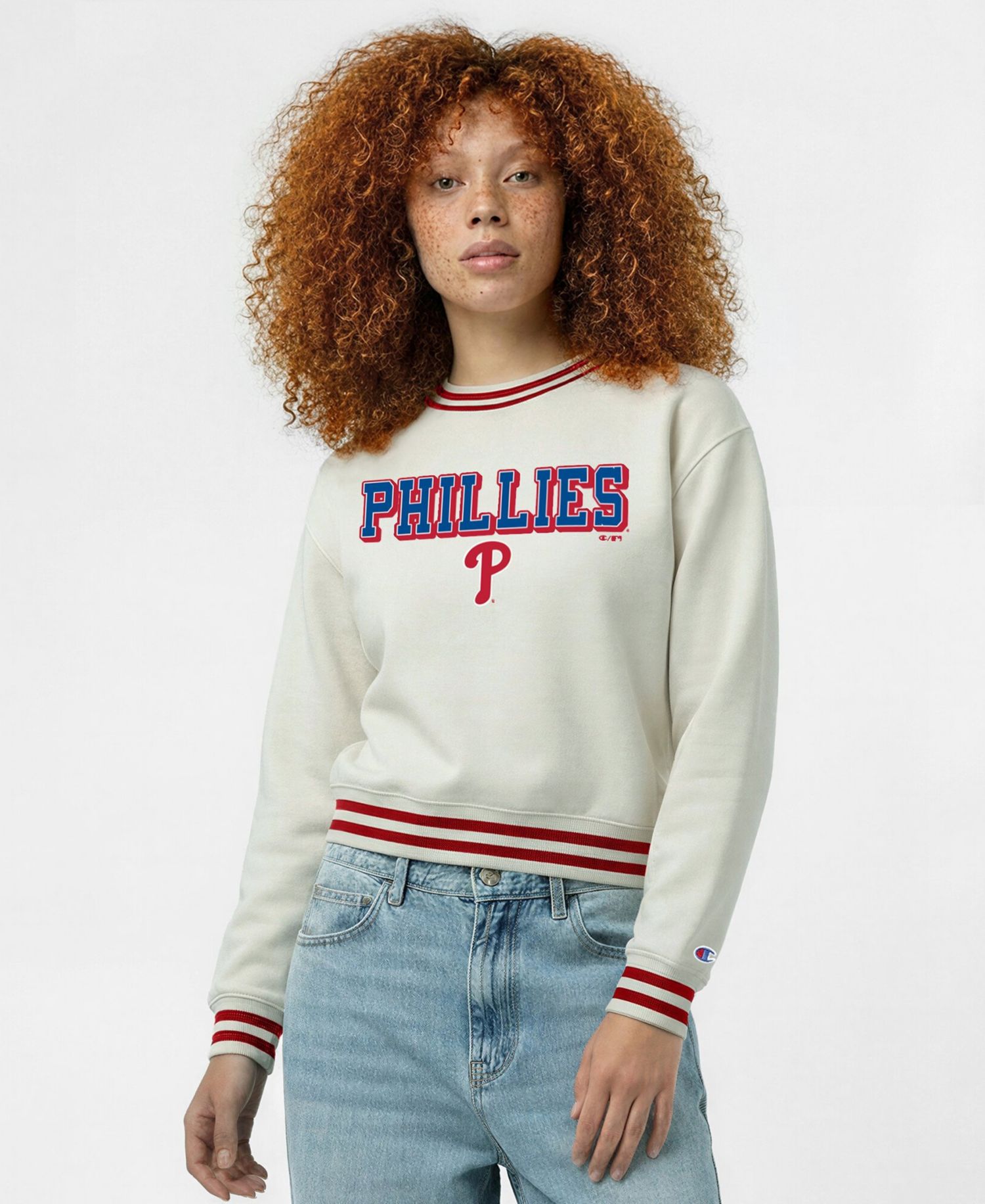 Women's Philadelphia Phillies Reverse Weave Graphic Sweatshirt