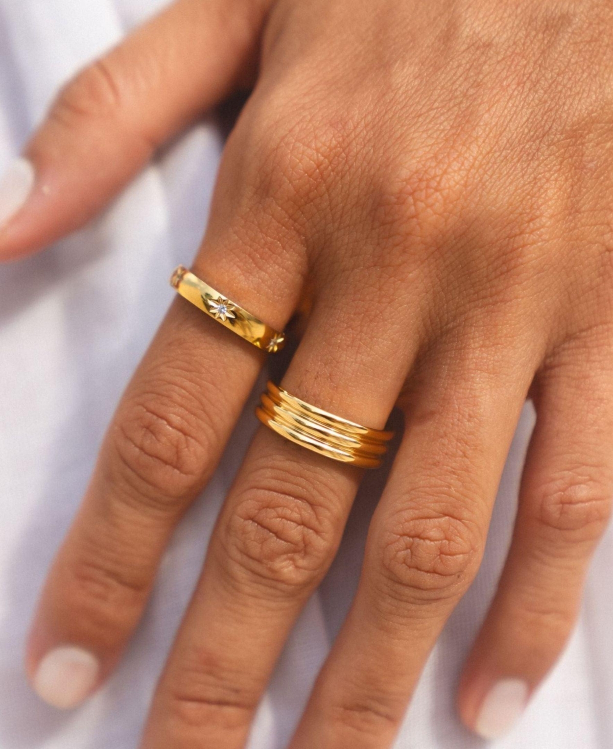 Atolea Sparkling Band Ring