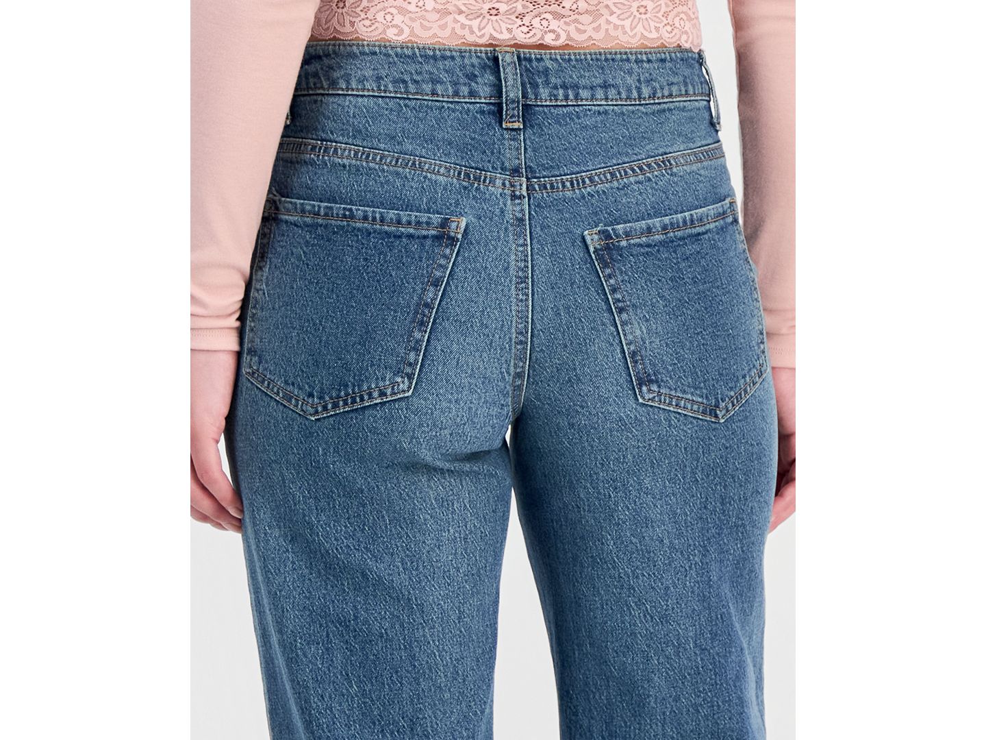 Женские джинсы And Now This High-Waisted Cuffed-Hem Straight-Leg, цвет: Средняя варка — фото 6