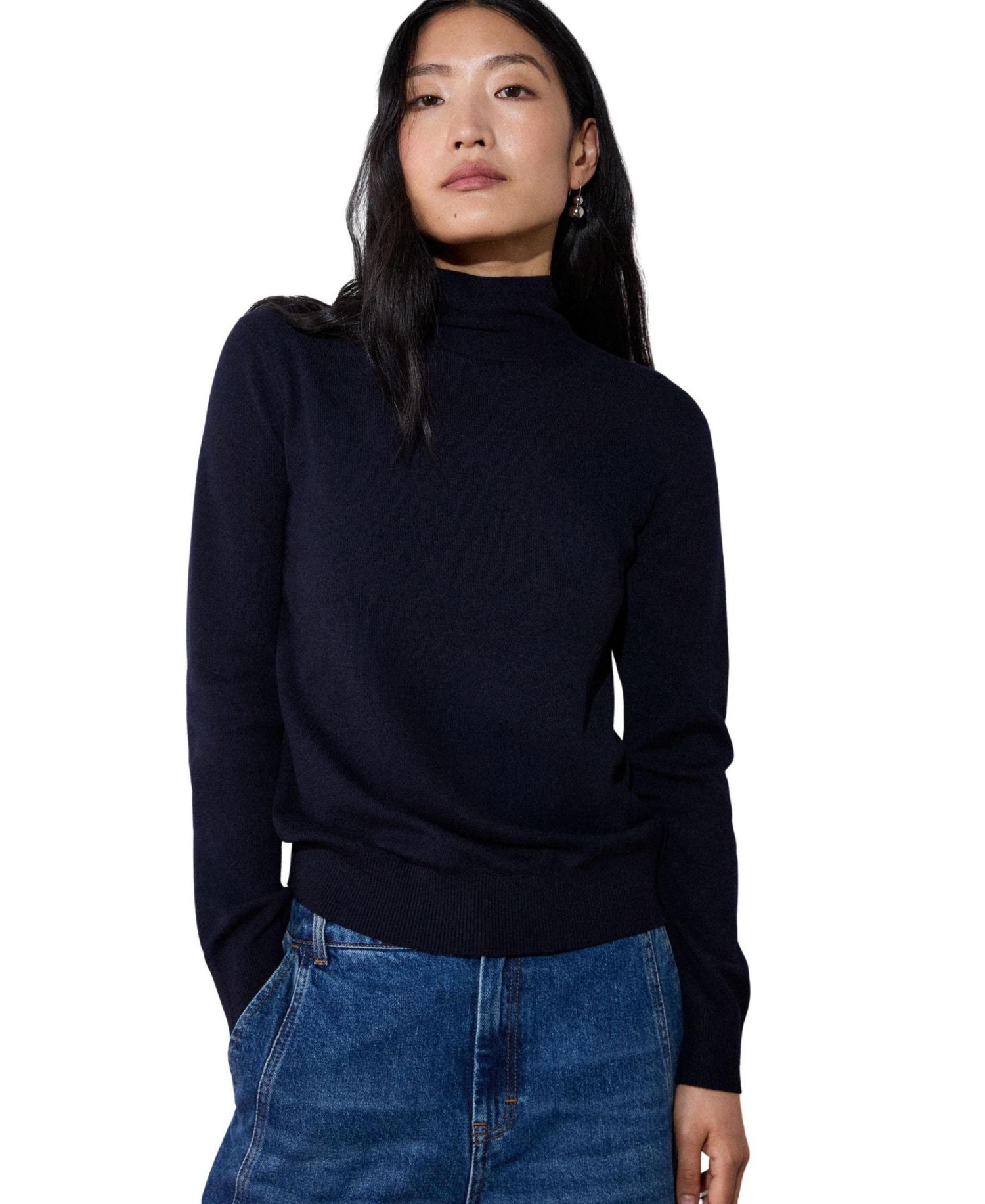 Women's Tie-Neck Long-Sleeve Fitted Knit Jumper