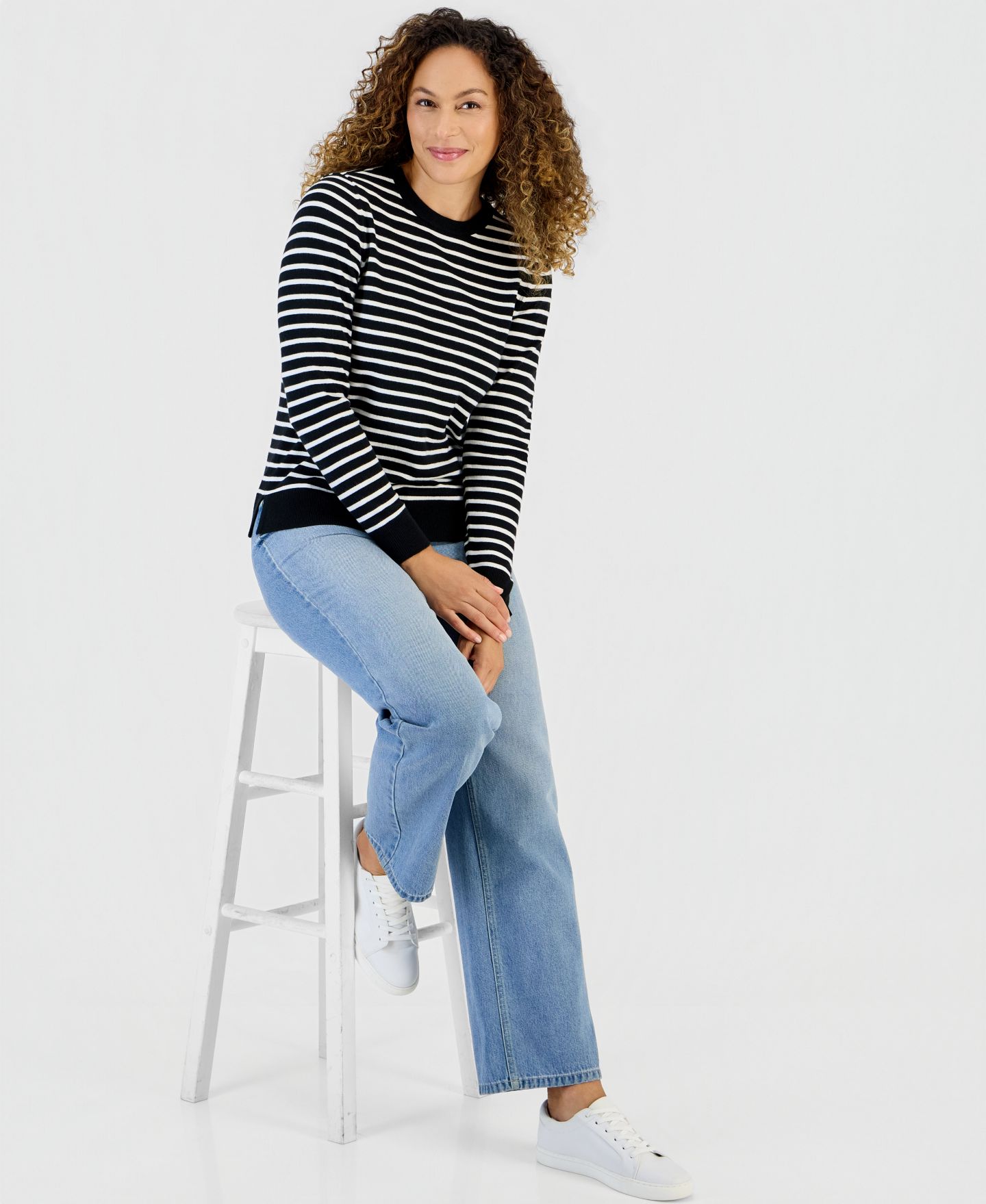 Женский свитер Style & Co Petite Simple Stripe Crewneck Pullover, цвет: Полосатый чёрный — фото 2