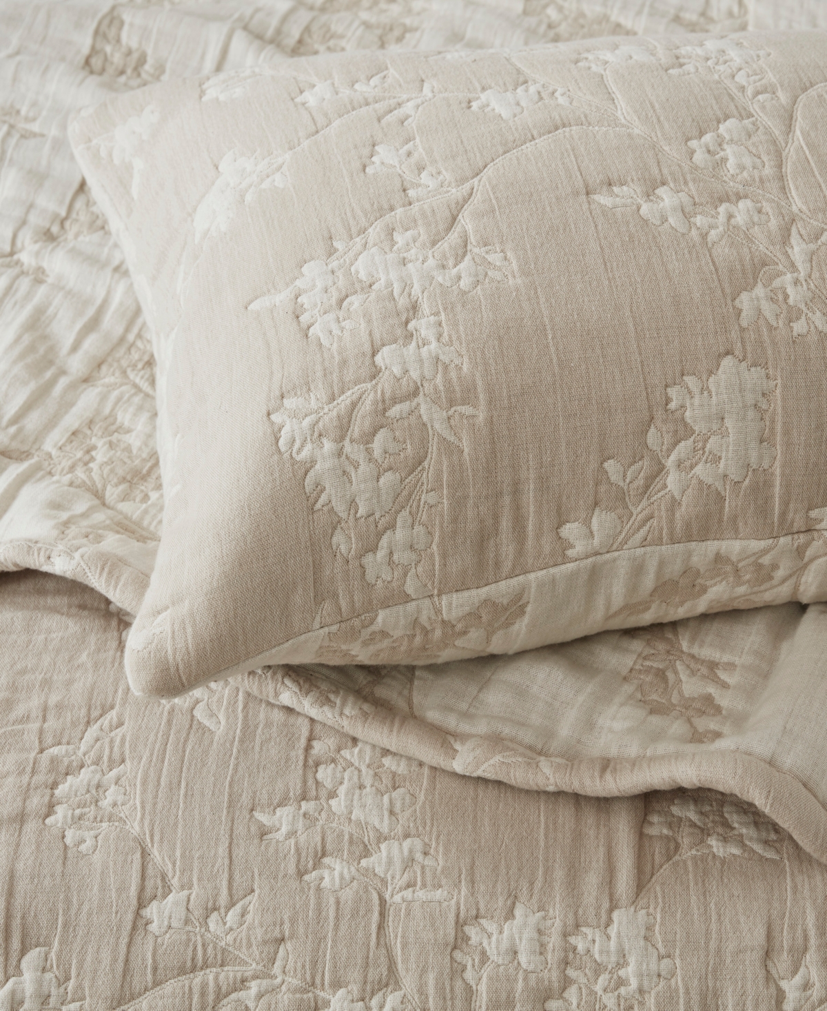 Harbor House Catalina Botanical Cotton Gauze Jacquard 3-Piece Quilt Set