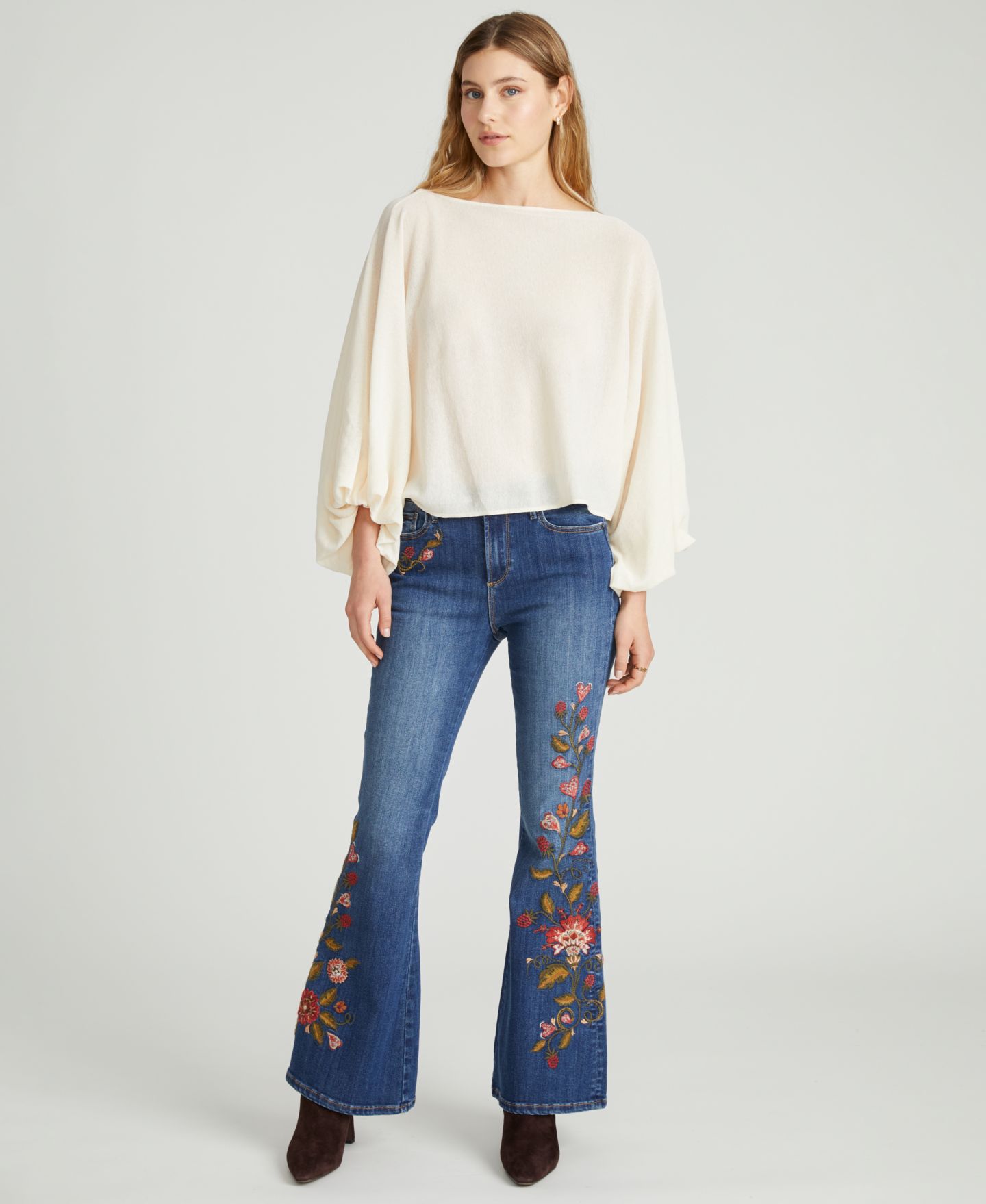 Женские джинсы Driftwood Farrah Flare Embroidered, цвет: Тёмная варка — фото 2