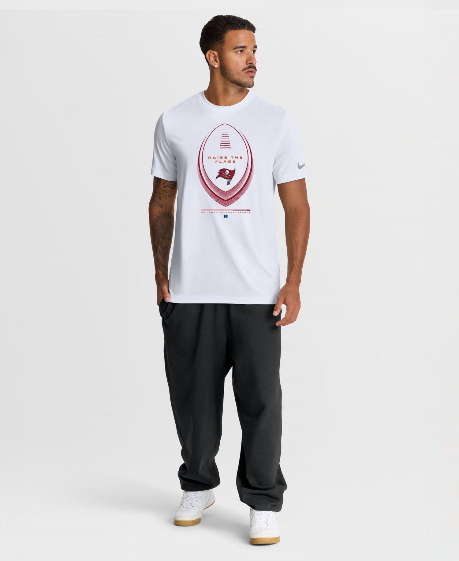 Men's Tampa Bay Buccaneers Legend Icon Dri-FIT T-Shirt