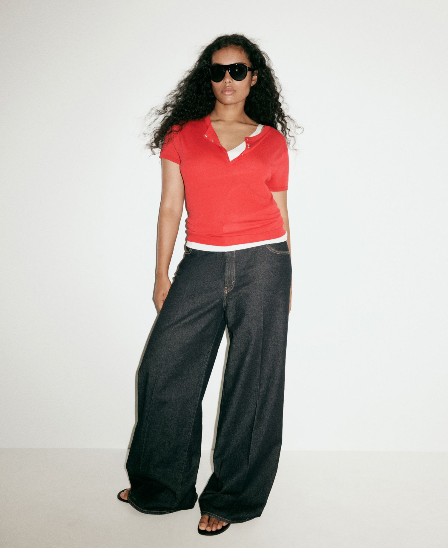 Women's Crew-Neck Short-Sleeve Fine-Knit Sweater