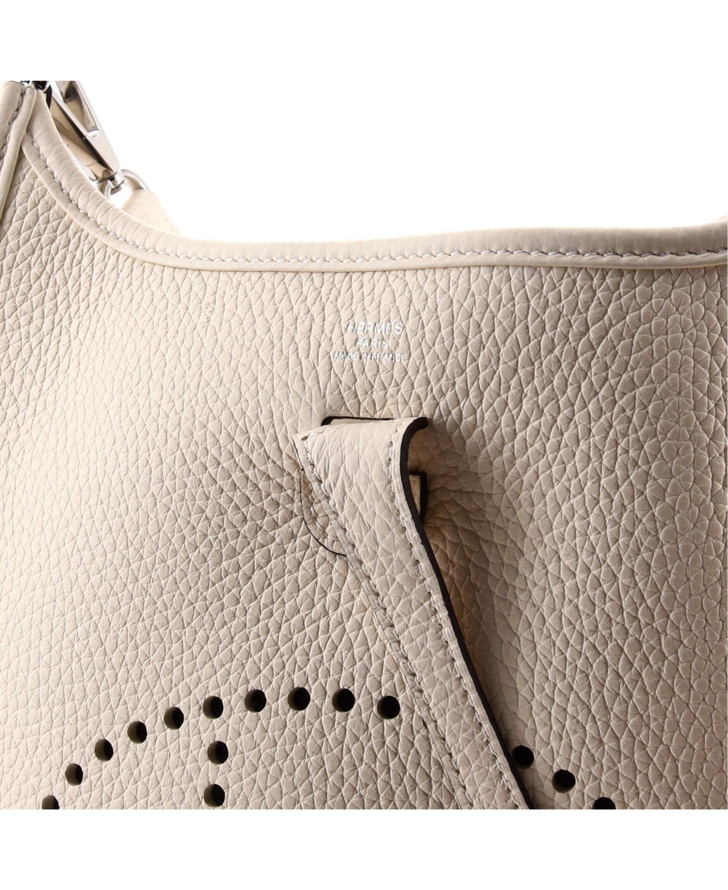 Pre-Owned Hermes 23 Evelyne Bag Gen III Clemence