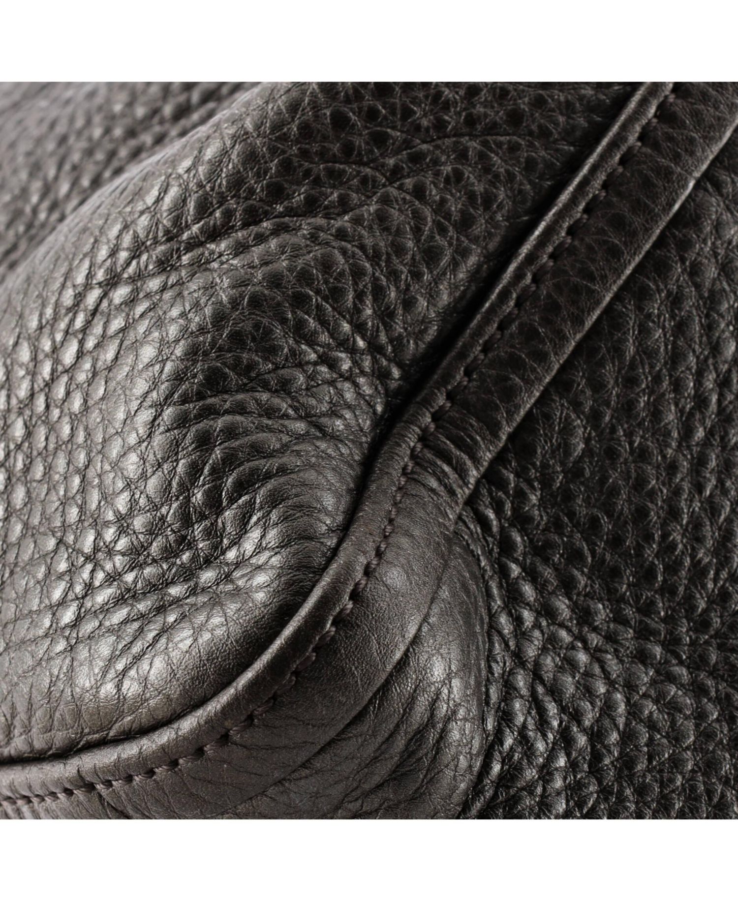 Medium Soho Shoulder Bag Leather