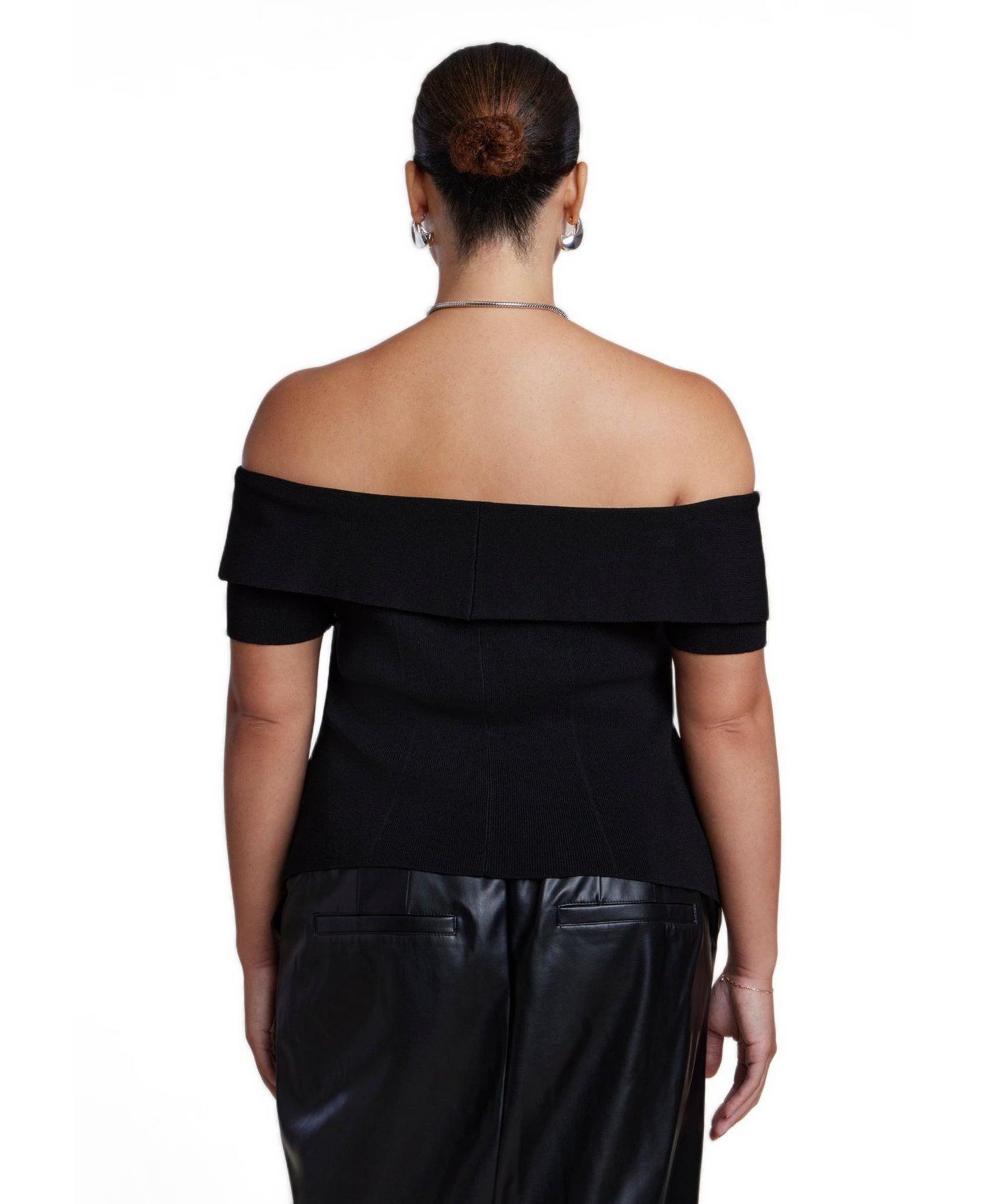 Женский свитер ELOQUII Plus Size Off-the-Shoulder Short-Sleeve, цвет: Чёрный оникс — фото 2