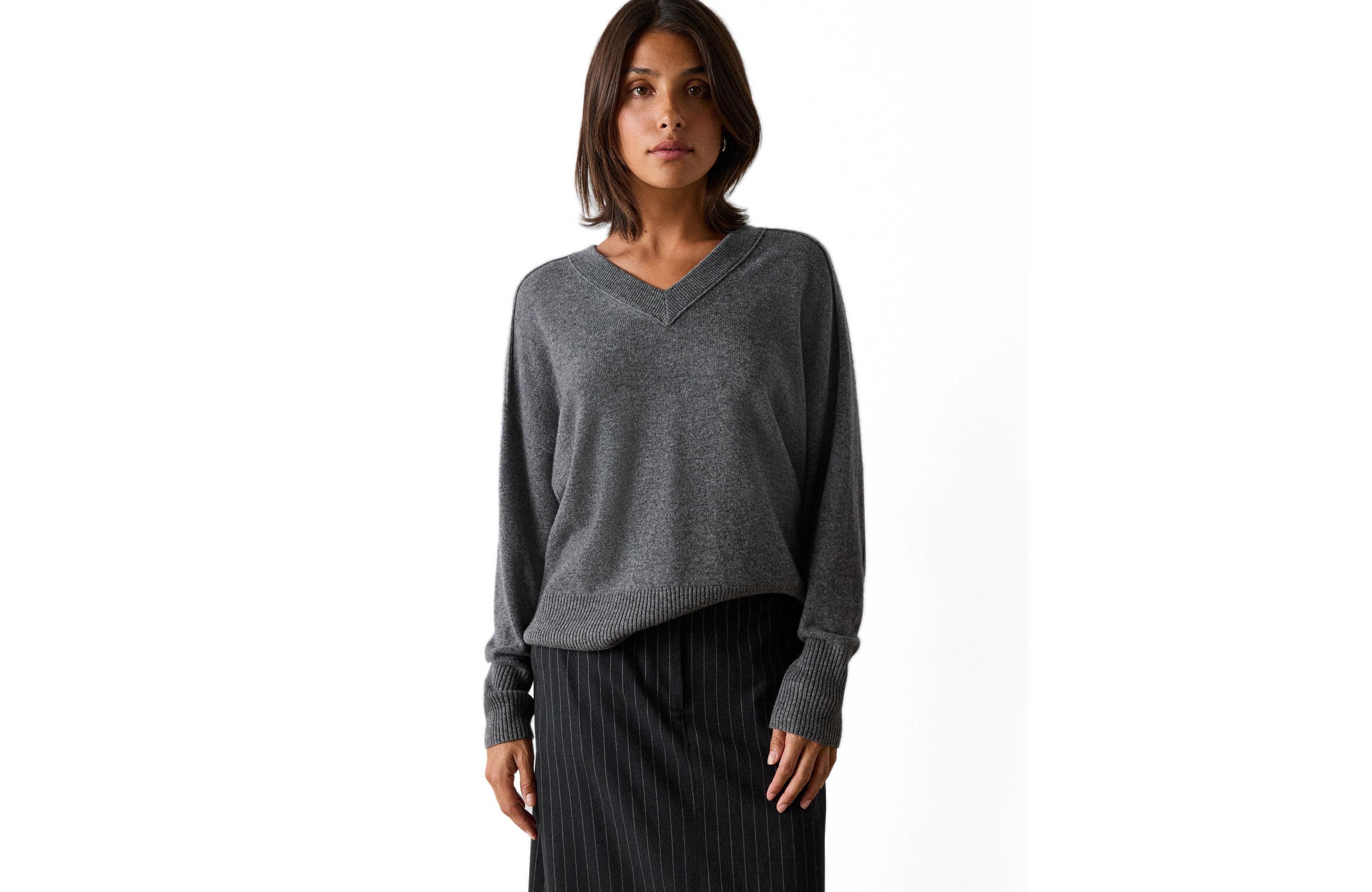 Whistles Women's Cashmere V-Neck Relaxed-Fit Jumper