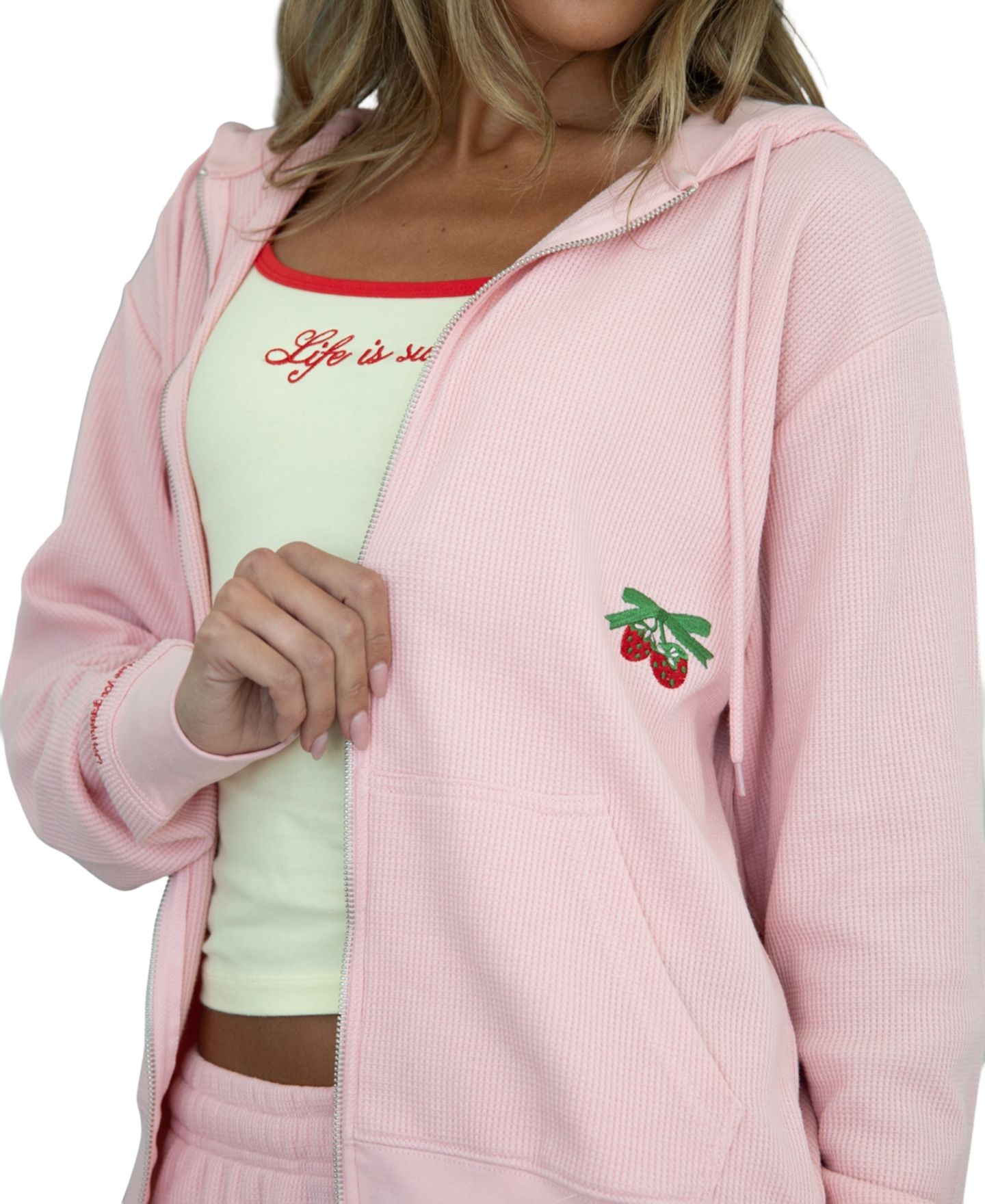 Женское худи Mayfair Juniors' Life Is Sweet Graphic Kangaroo-Pocket Full-Zip, цвет: Розовый — фото 2