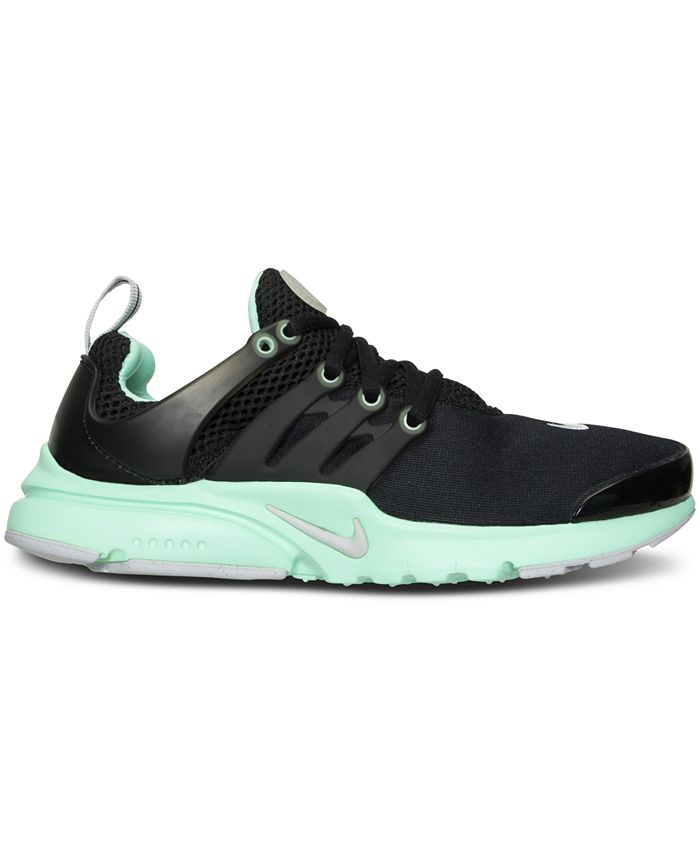 nike girl presto