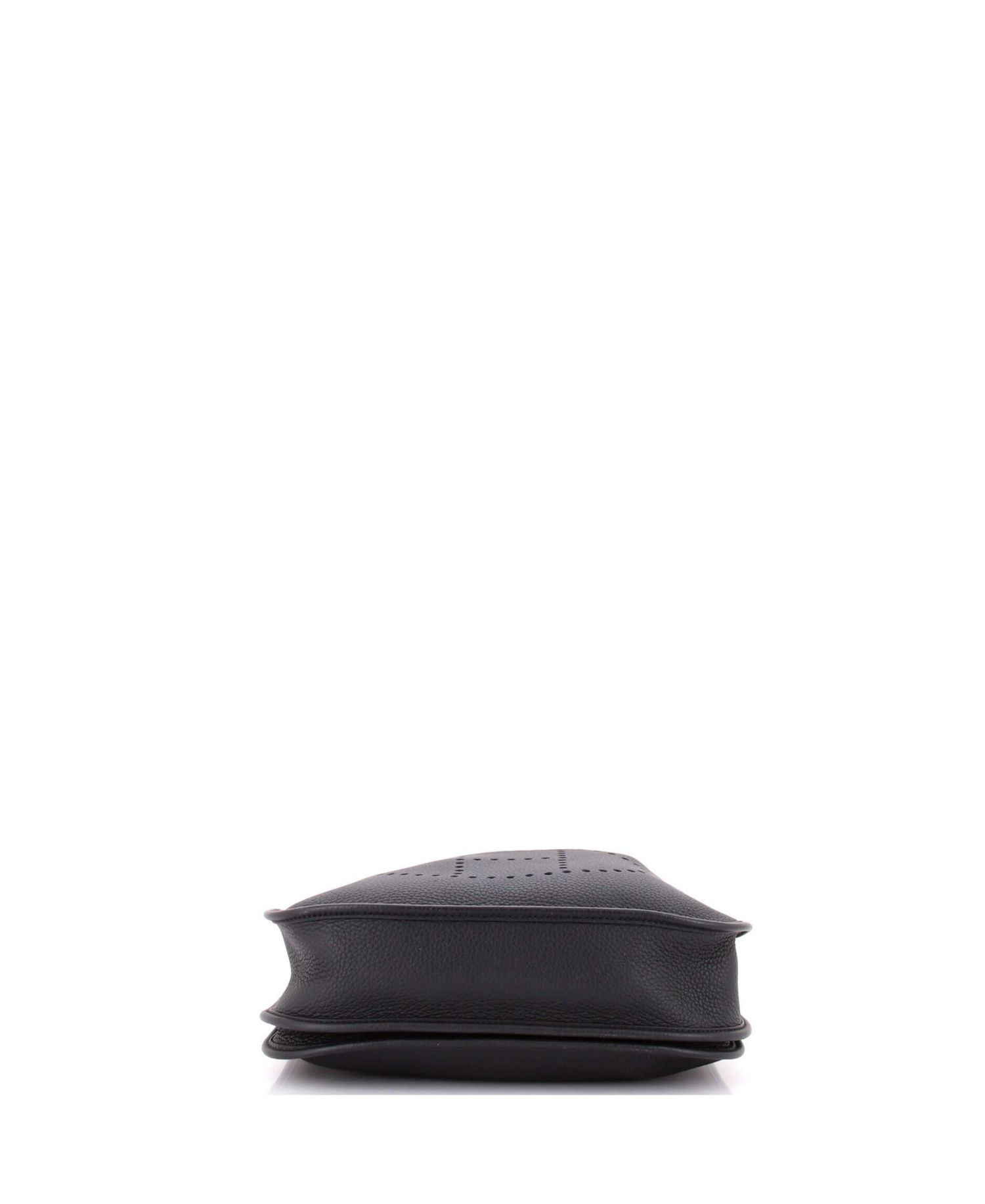 Pre-Owned Hermes PM Evelyne Bag Gen III Clemence