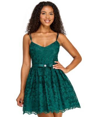 Juniors' V-Neck Sleeveless Dress