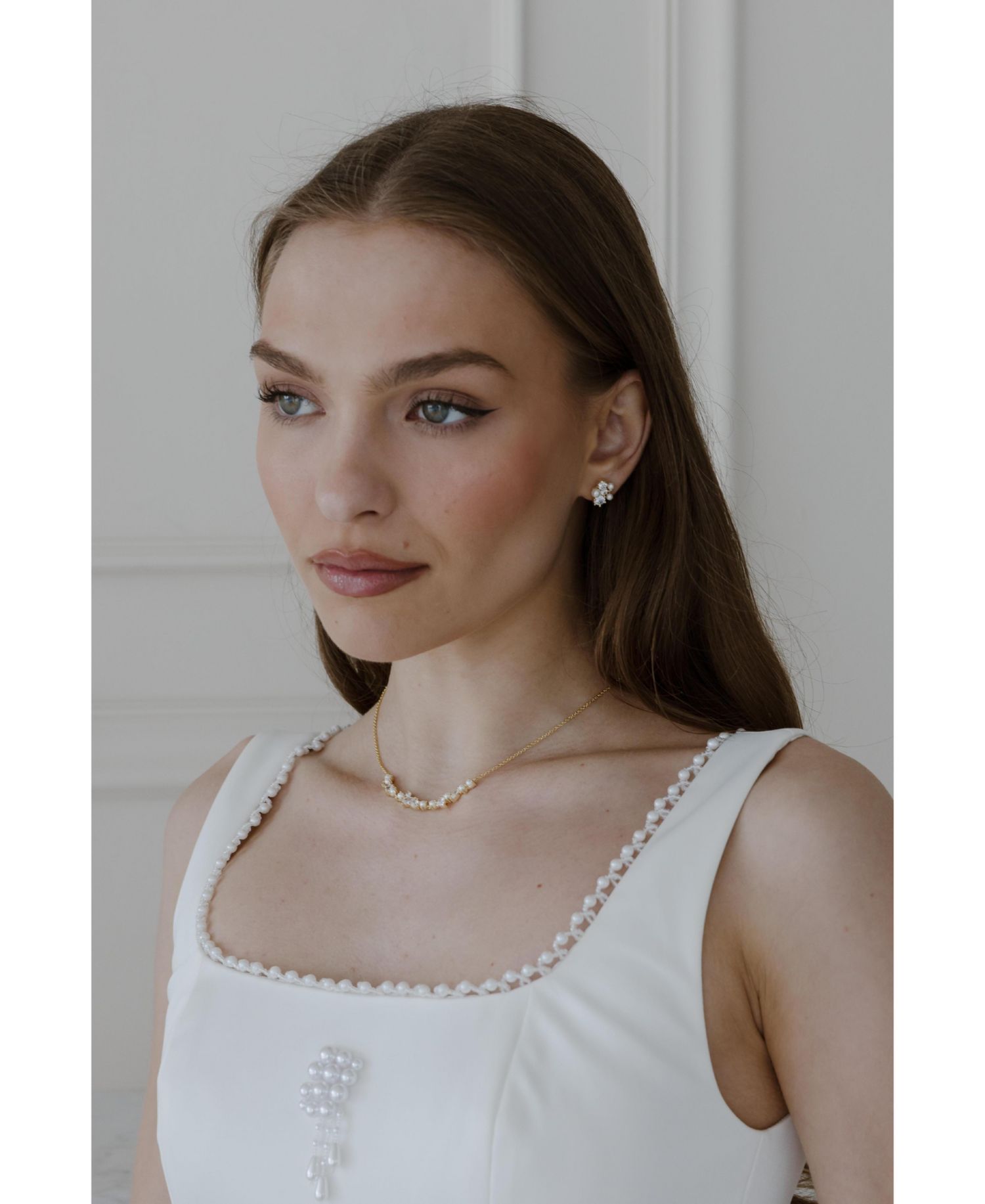 Cleo Pearl and Crystal Necklace